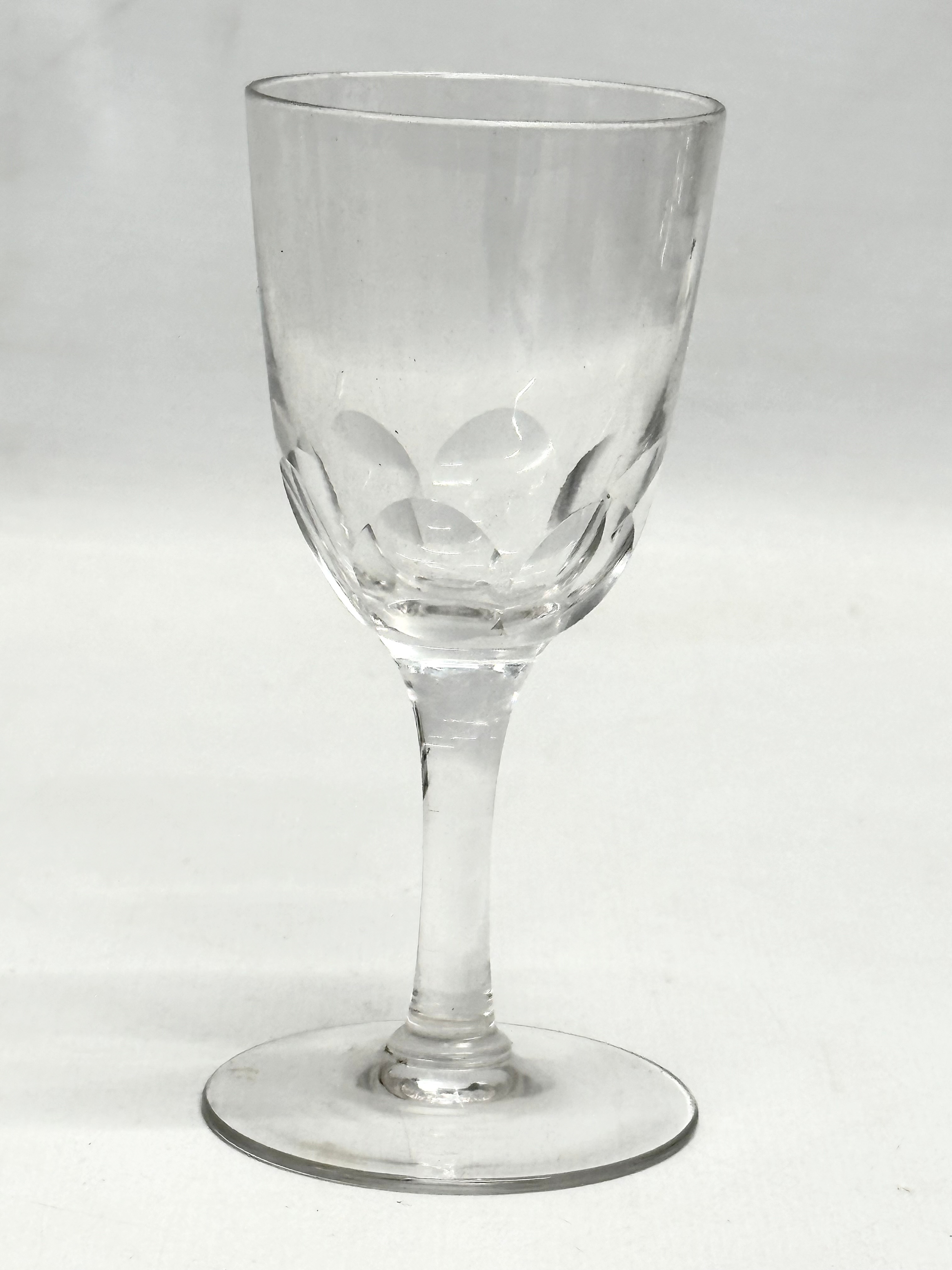 6 Victorian slice cut port glasses. Circa 1850-1900. 11.5cm - Image 4 of 5