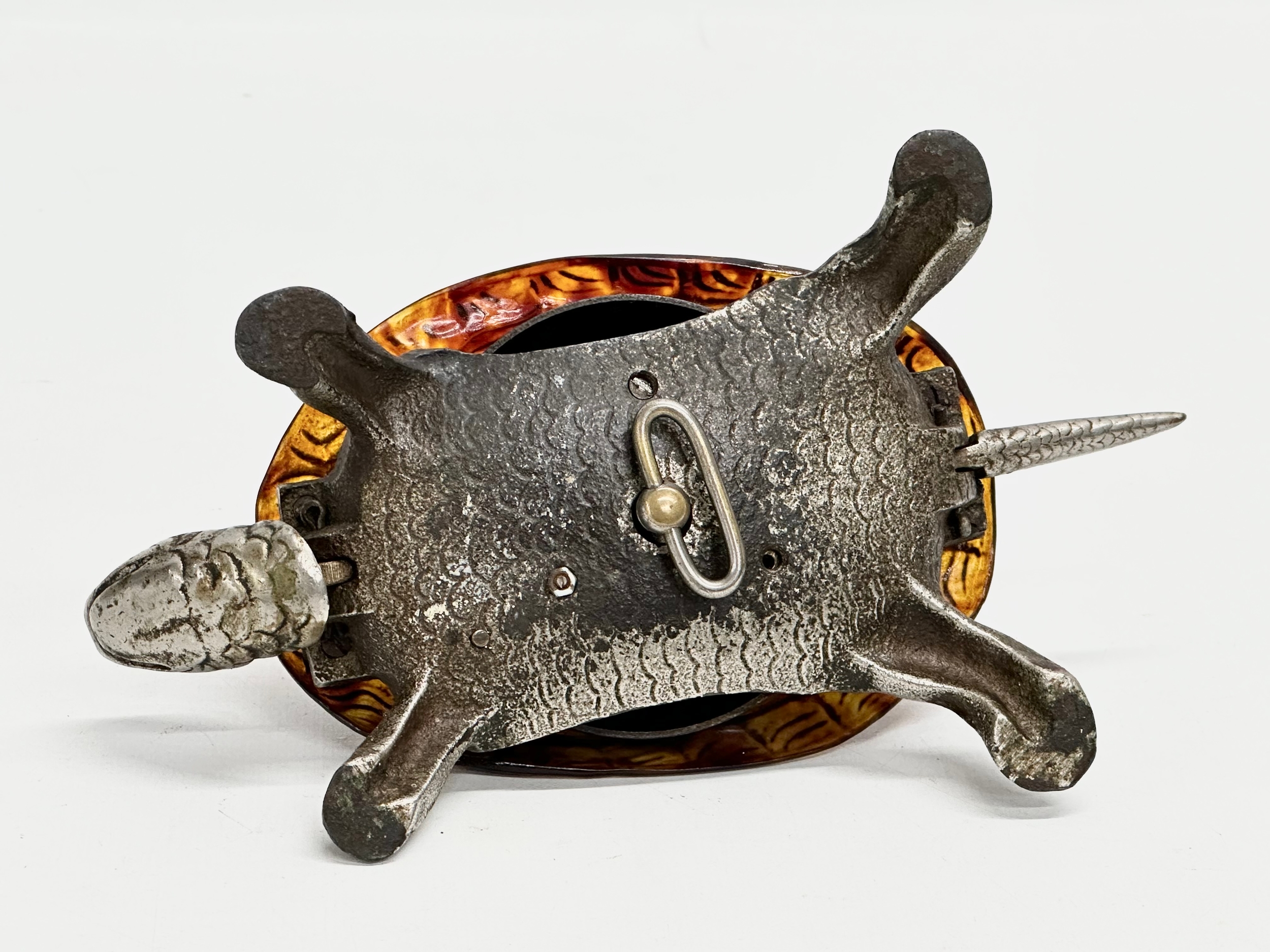 An Early 20th Century clockwork novelty tortoise desk bell/service bell. 18cm - Image 5 of 5