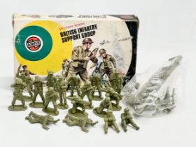 A vintage Airfix Military Series British Infantry Support Group. 17 32nd scale figures. 58 pieces of