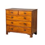 A Late George III mahogany chest of drawers on bracket feet. Circa 1800-1820. 108.5x53x97cm