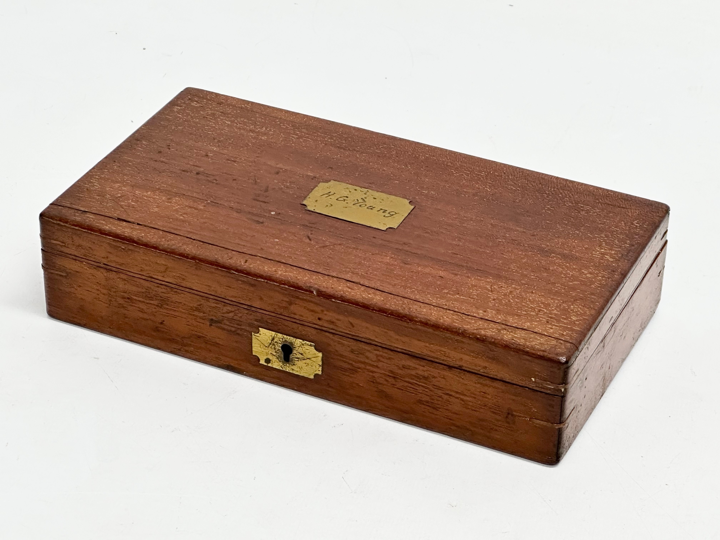 A Late 19th Century Elliot Brothers bone and brass draughtsman’s set in mahogany case. 19.5x11x4.5cm - Image 7 of 8