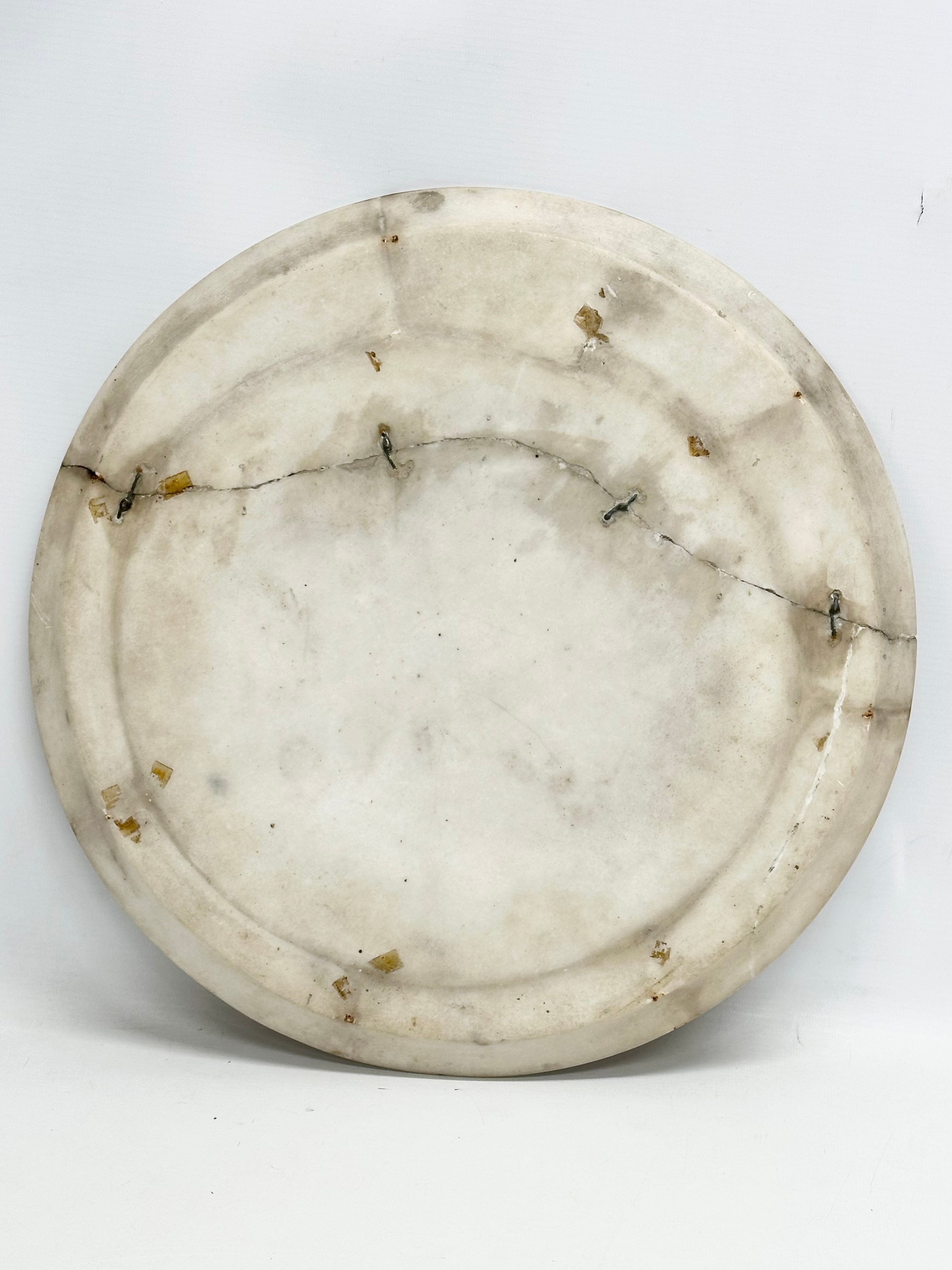 A Late 19th/Early 20th Century Indian inlaid marble centre piece. 41cm - Image 7 of 7