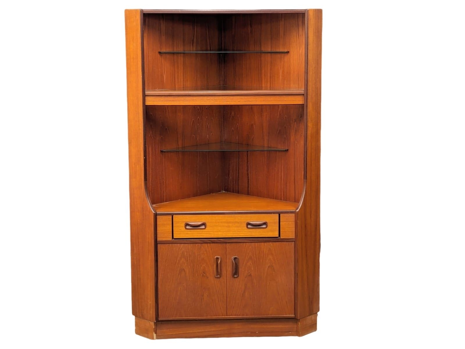 A Mid Century teak corner unit by G-Plan E. Gomme. 101x57x171cm - Image 7 of 7