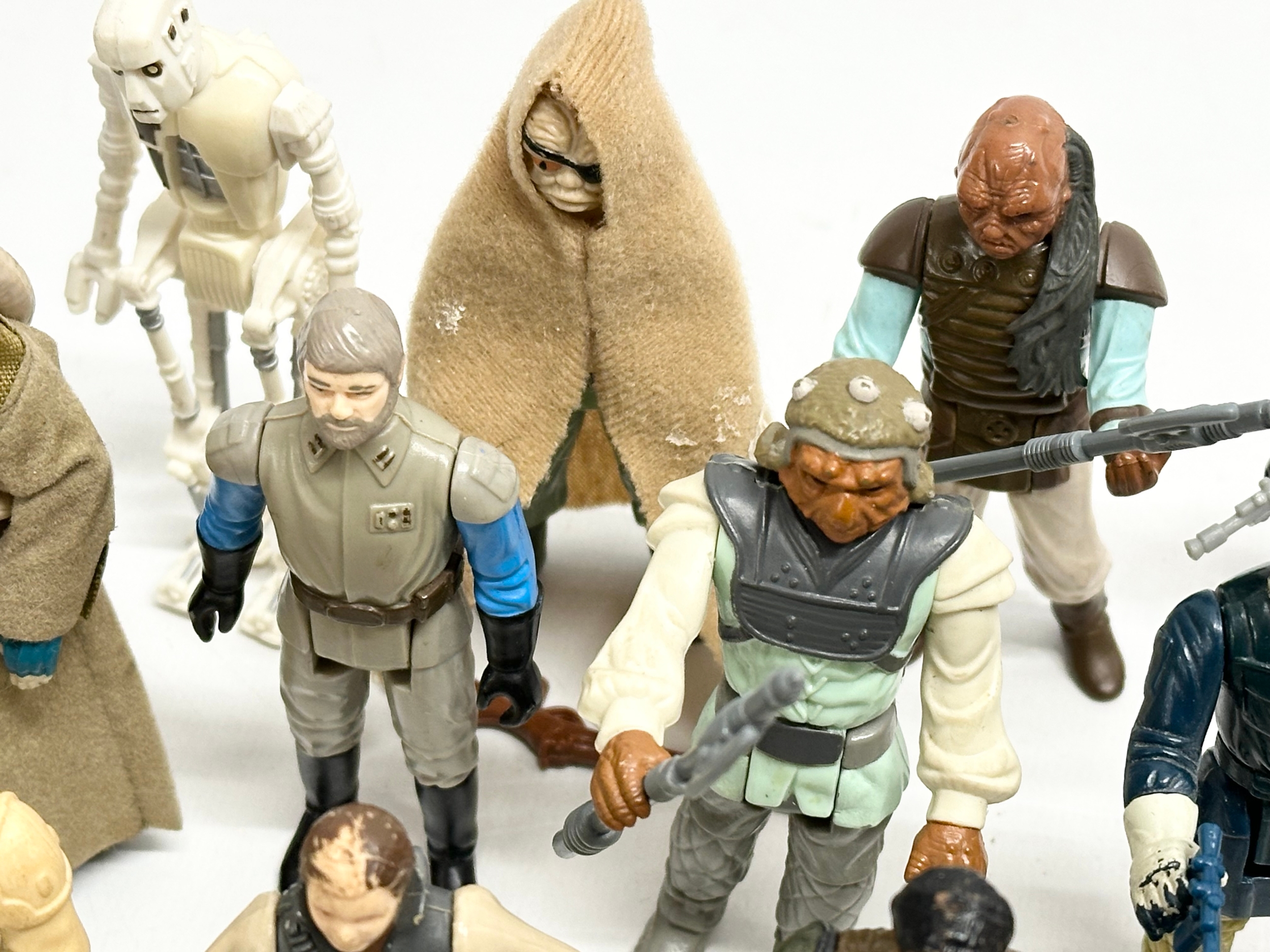 A collection of 1970’s/80’s Star Wars action figures and weapons. - Image 18 of 24