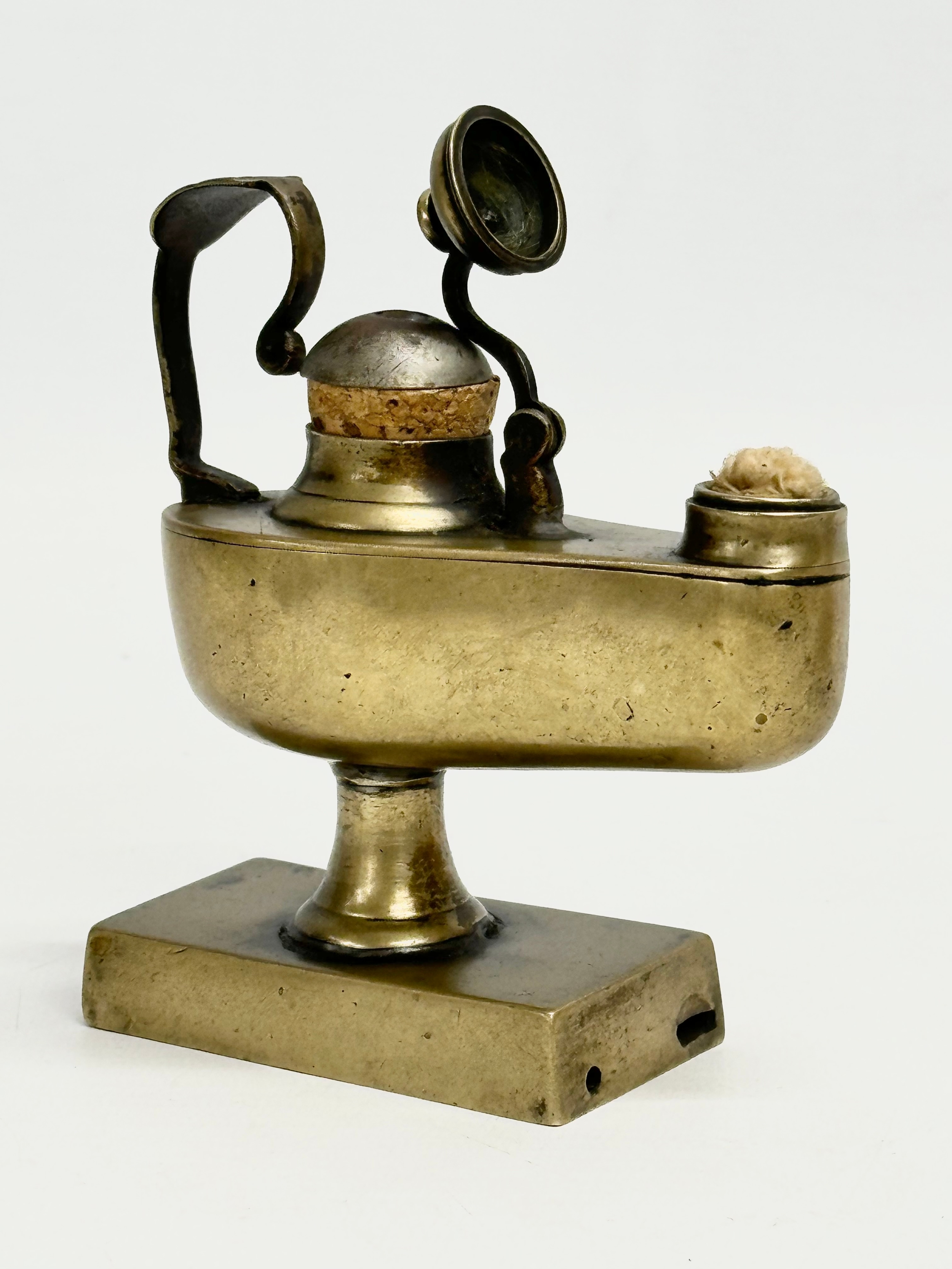 A Late 19th/Early 20th Century ‘Roman Lamp’ table lighter. 9.5x10cm - Image 3 of 4