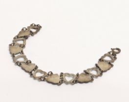 A silver bracelet. 7.66g