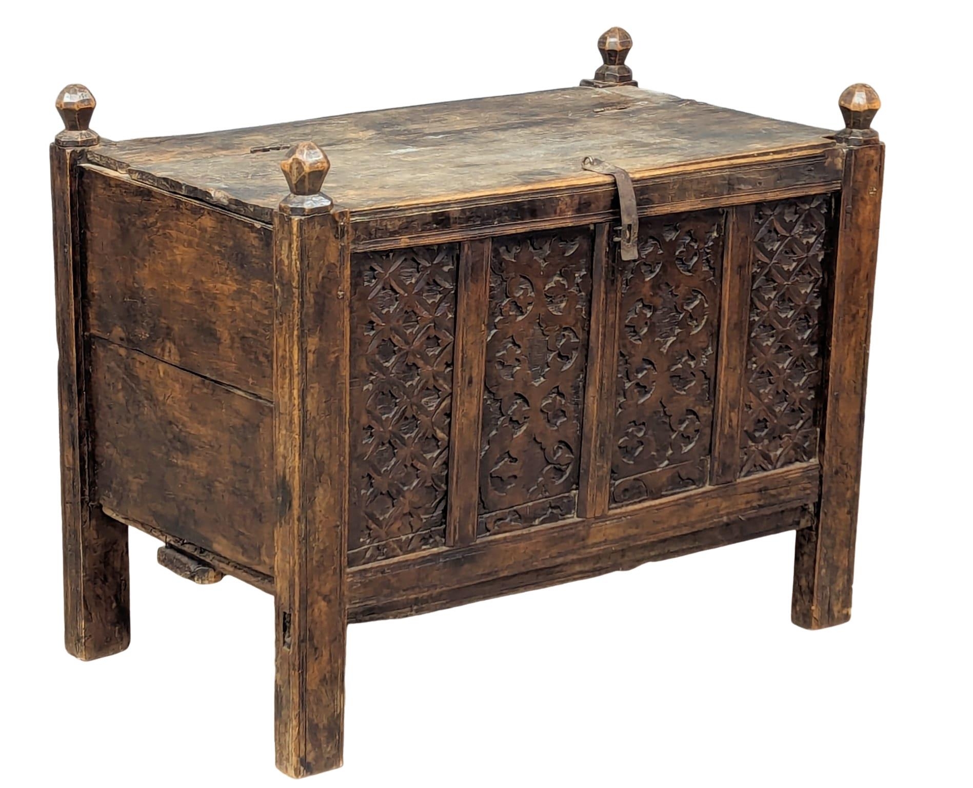 A late 18th Century Continental coffer, 90cm x 52cm x 74cm - Image 3 of 8