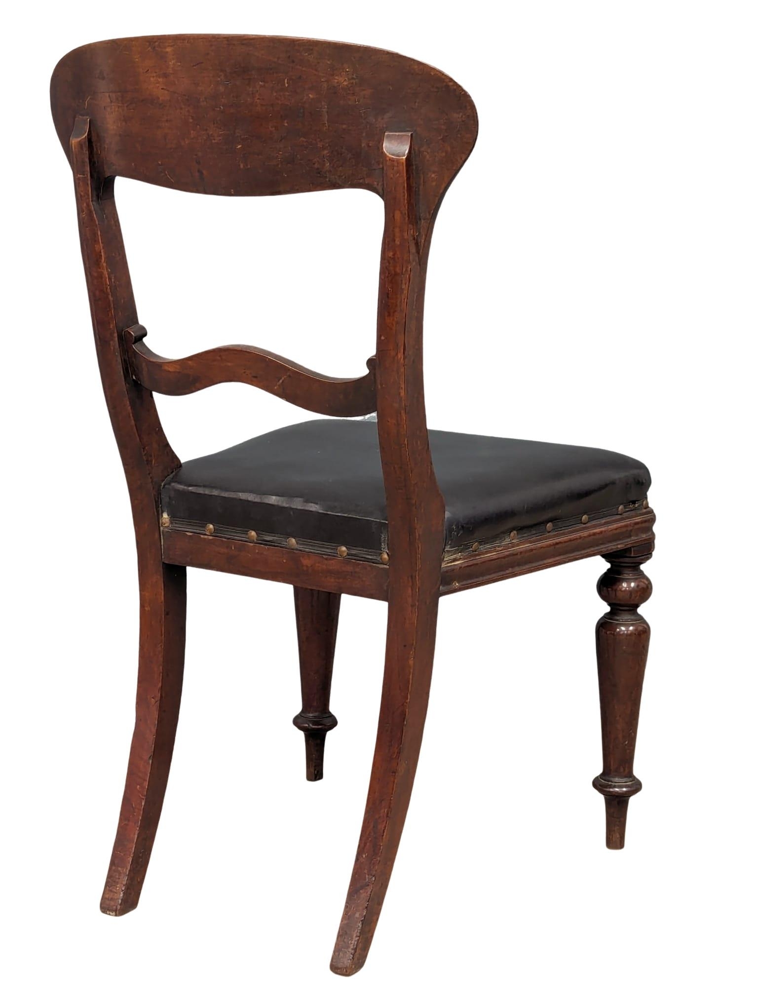 A set of 4 good quality Victorian mahogany dining chairs - Image 4 of 4