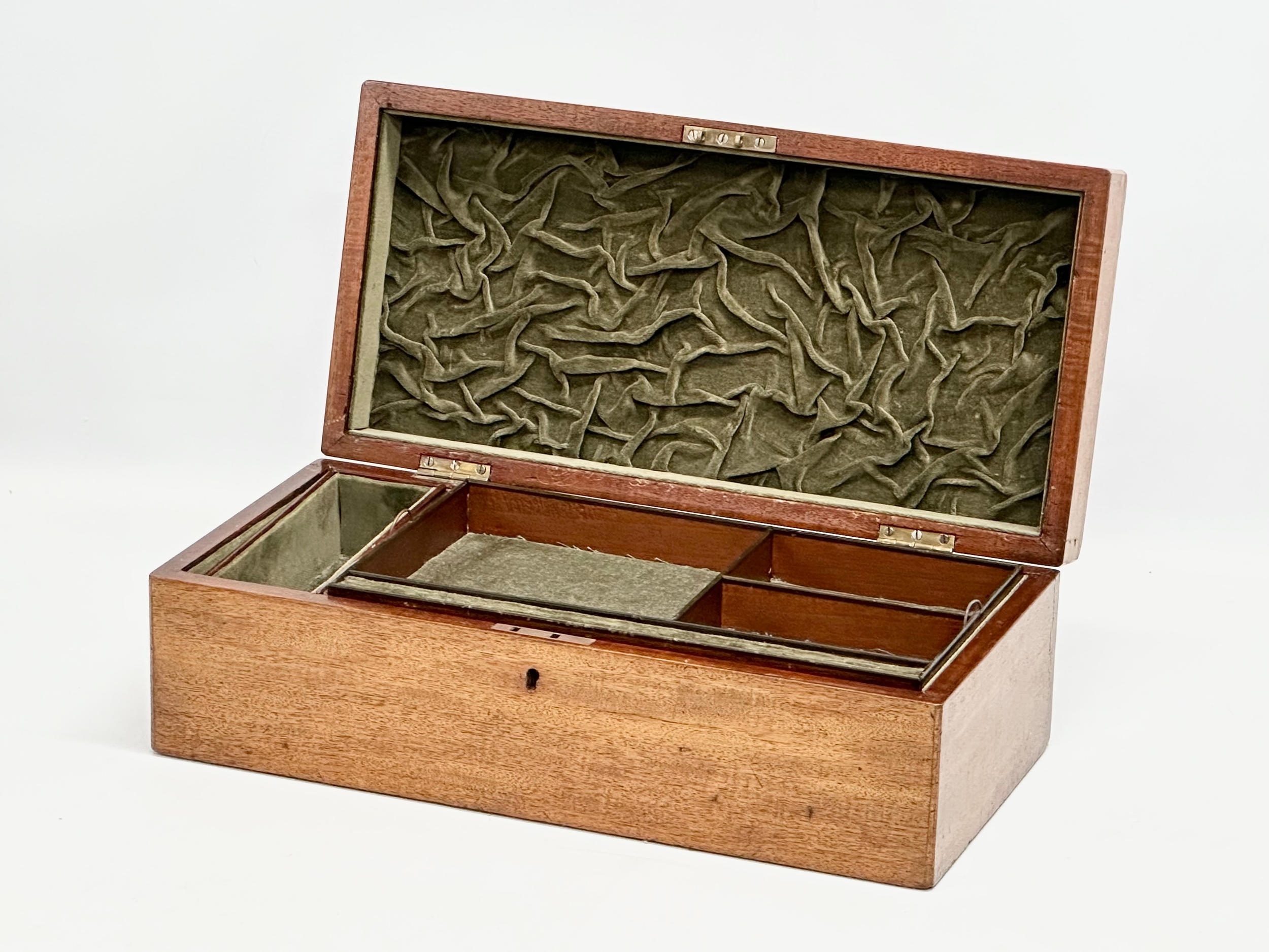 A large Victorian inlaid mahogany jewellery box. 40x19.5x13cm - Image 6 of 11