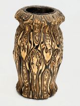 A New Zealand ‘Ponga Craft’ vase. 18cm
