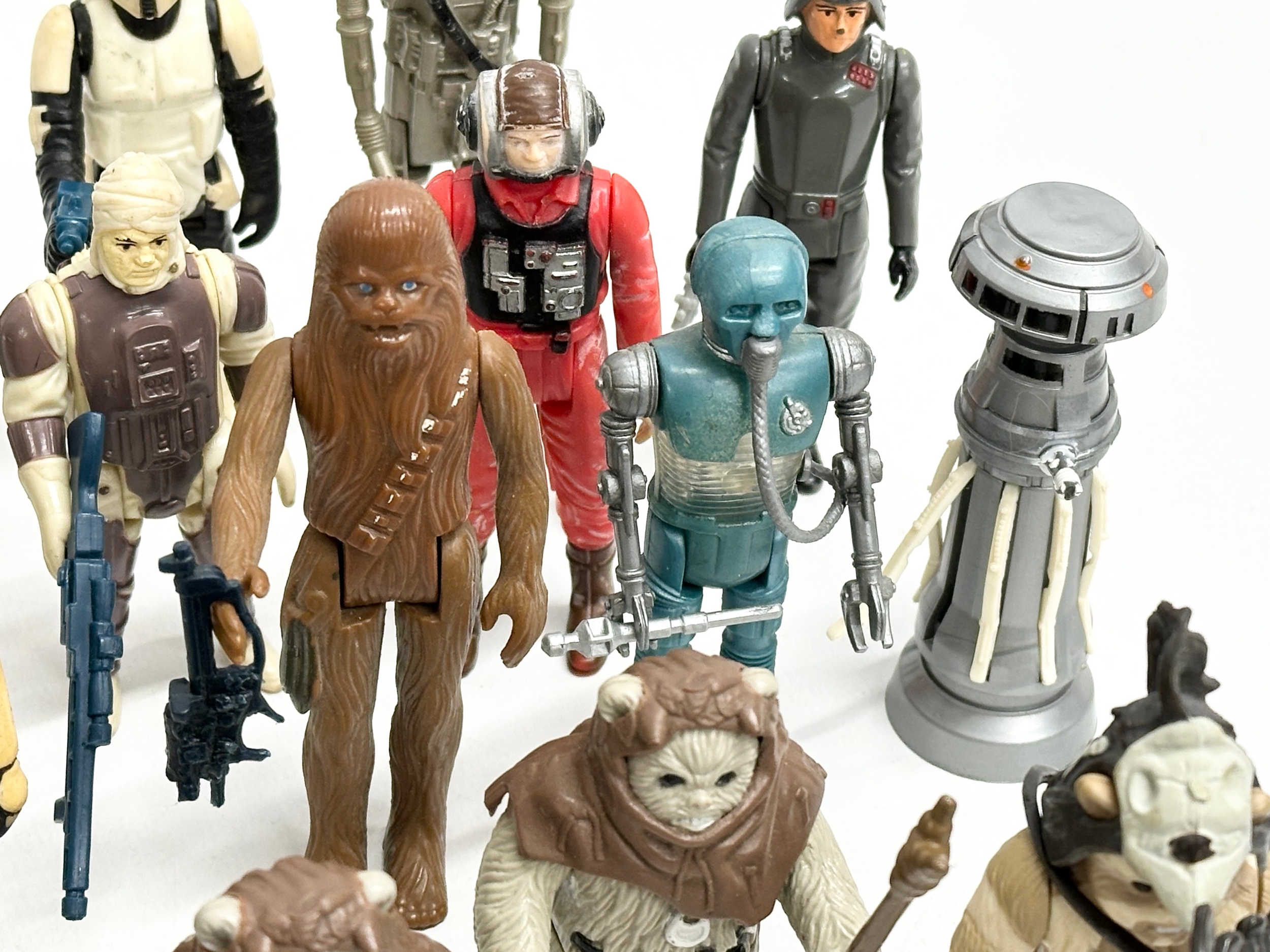 A collection of 1970’s/80’s Star Wars action figures and weapons. - Image 11 of 24