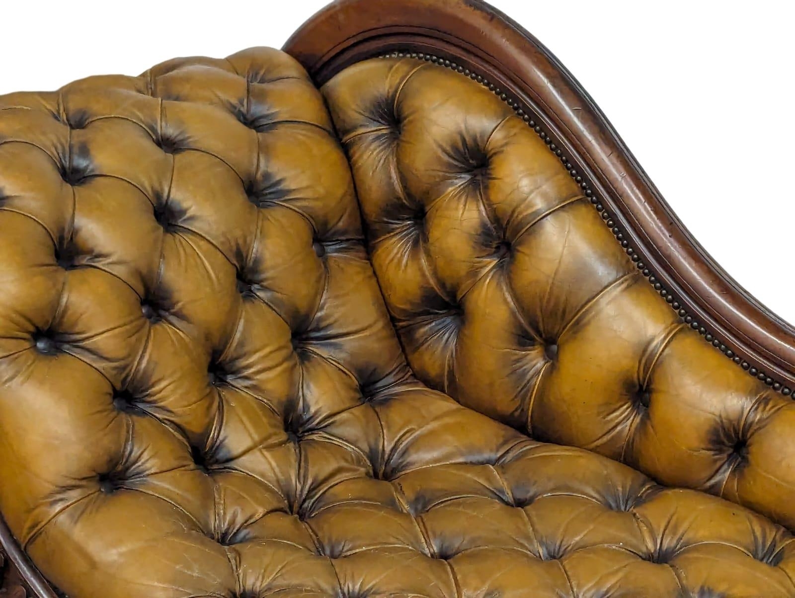 A good quality Early Victorian mahogany framed deep button leather chaise lounge. 204cm - Image 6 of 7