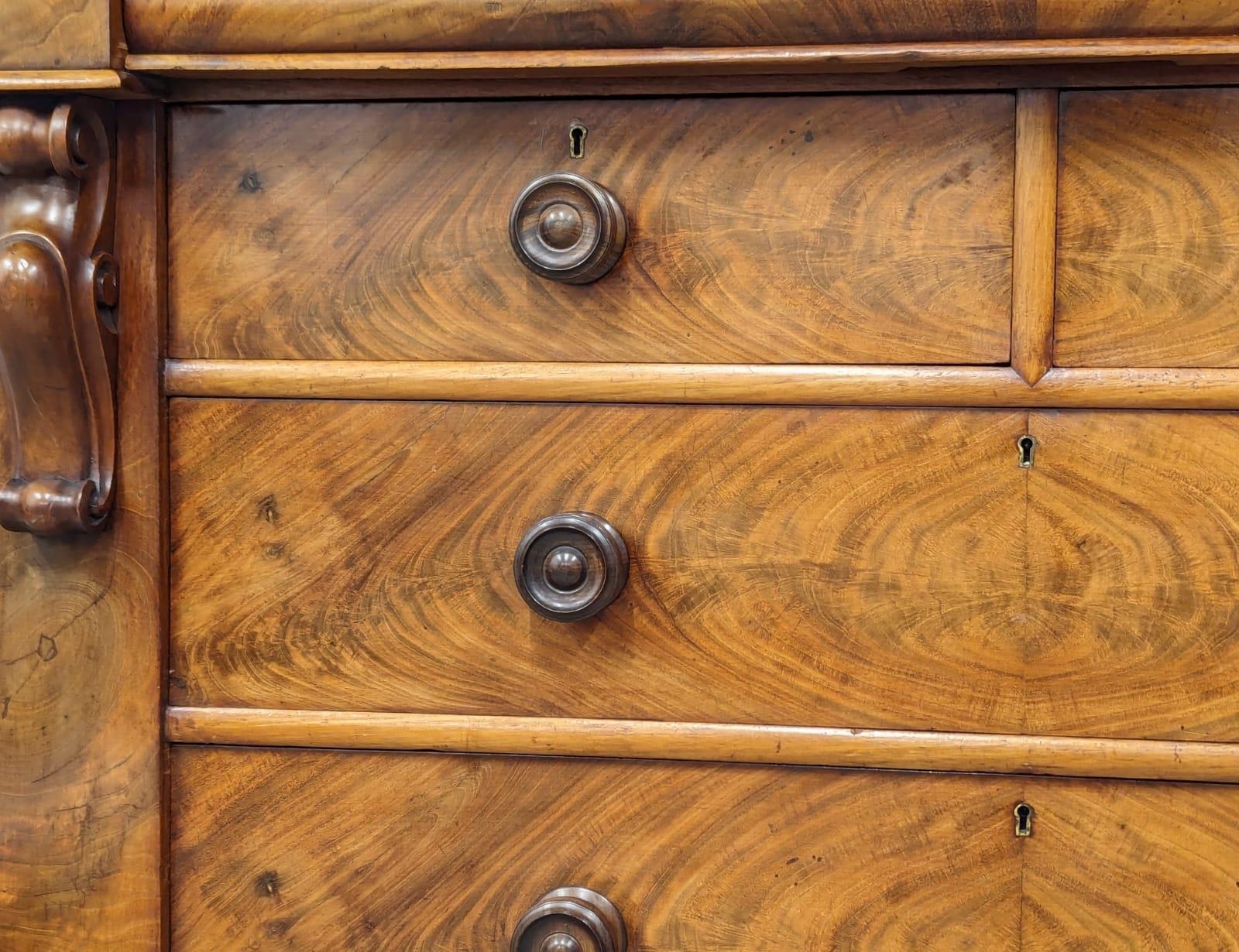 A Victorian mahogany Scotch chest of drawers. 121x53x110.5cm - Image 7 of 7