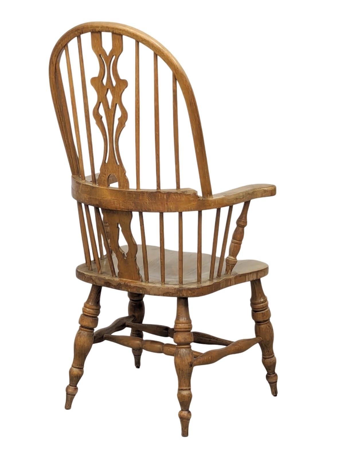A 19th Century style Windsor armchair. - Image 2 of 4