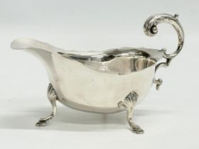 A silver gravy boat. Birmingham 1932. 77.16 grams