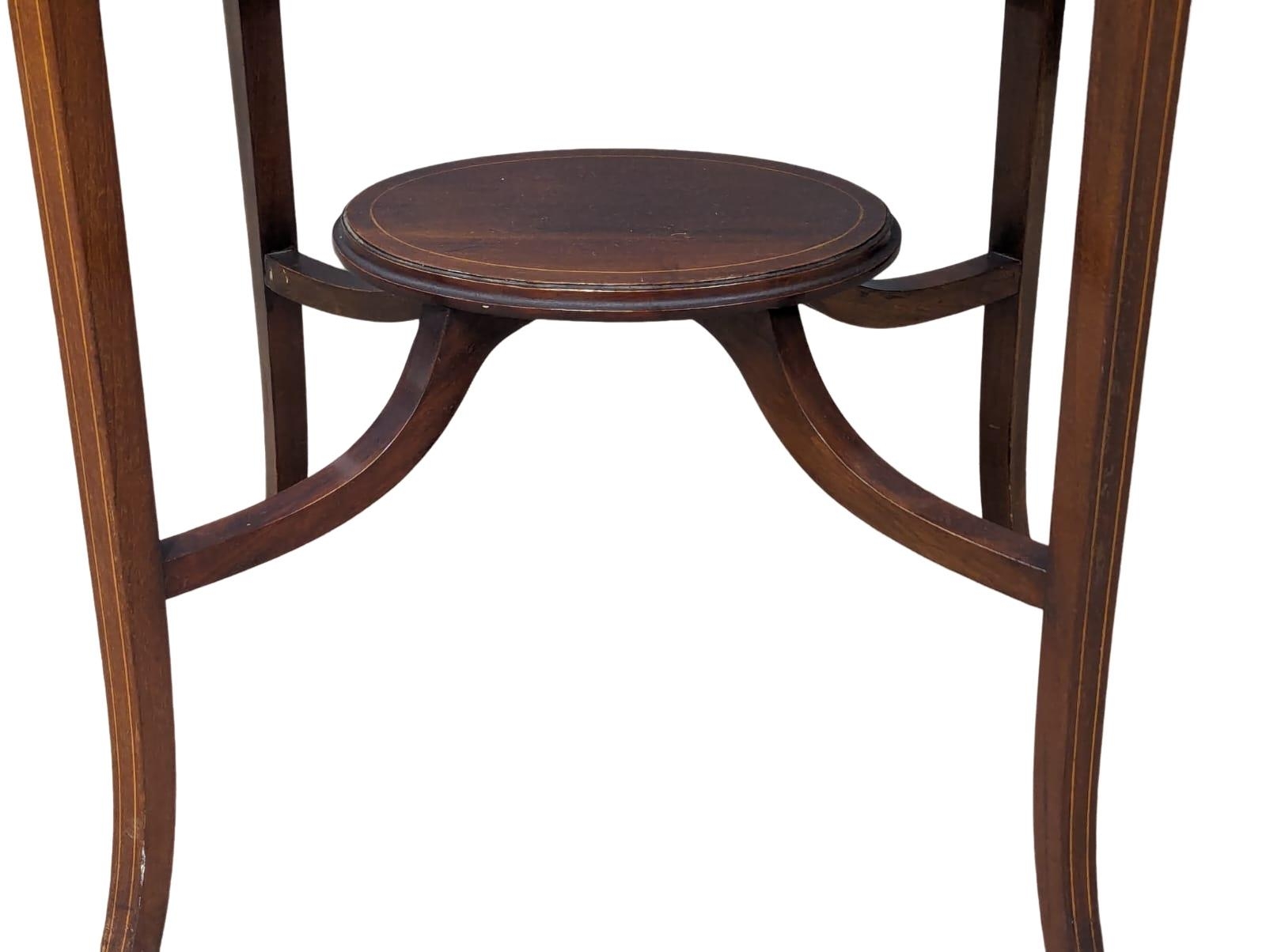 An Edwardian inlaid mahogany side table. 65x47x72cm - Image 2 of 4