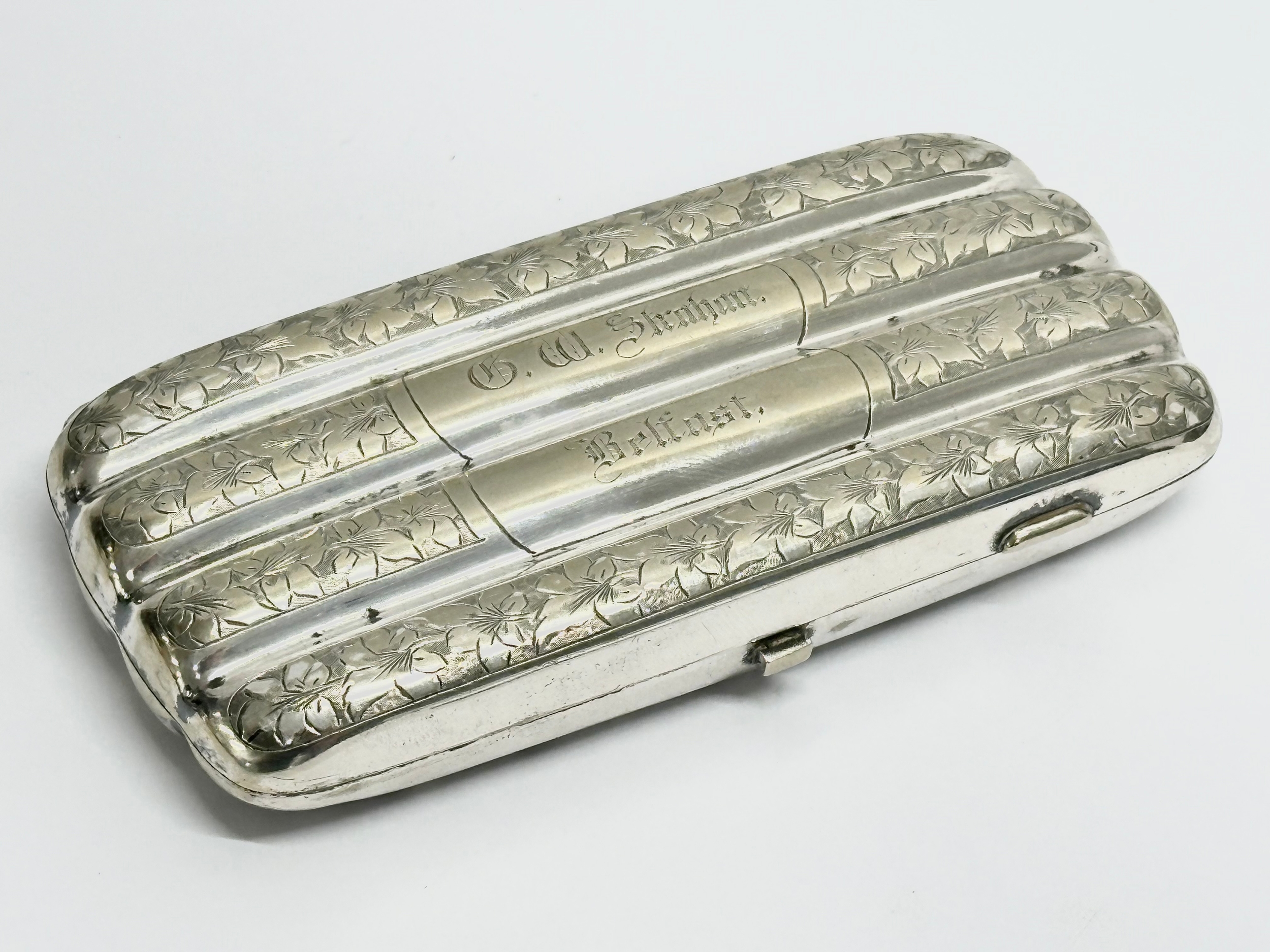 An Early 20th Century silver plated cigar car. 13x6cm