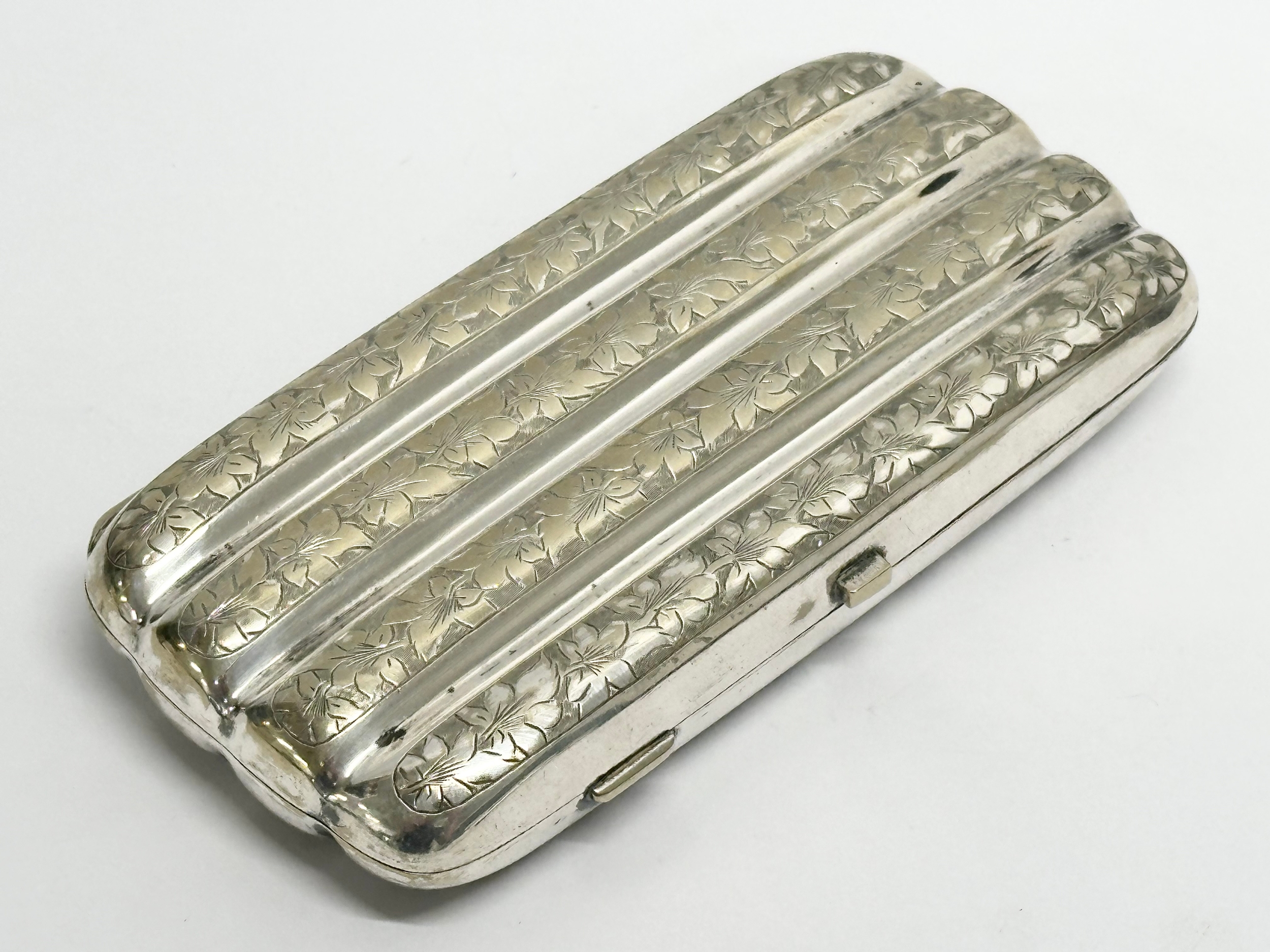 An Early 20th Century silver plated cigar car. 13x6cm - Image 3 of 4
