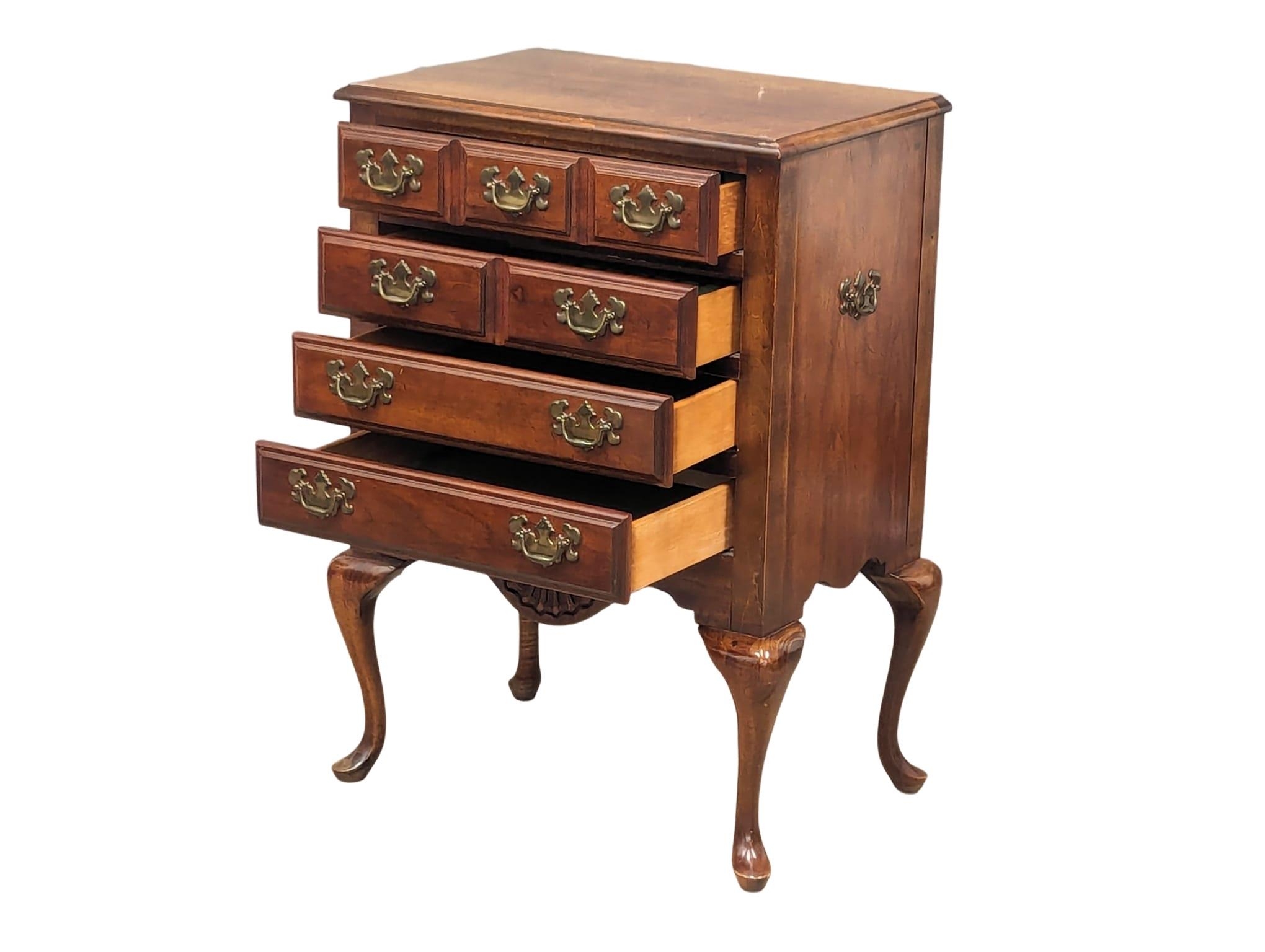 An American Chippendale style chest of drawers / cutlery chest. 63x43x92cm - Bild 7 aus 7