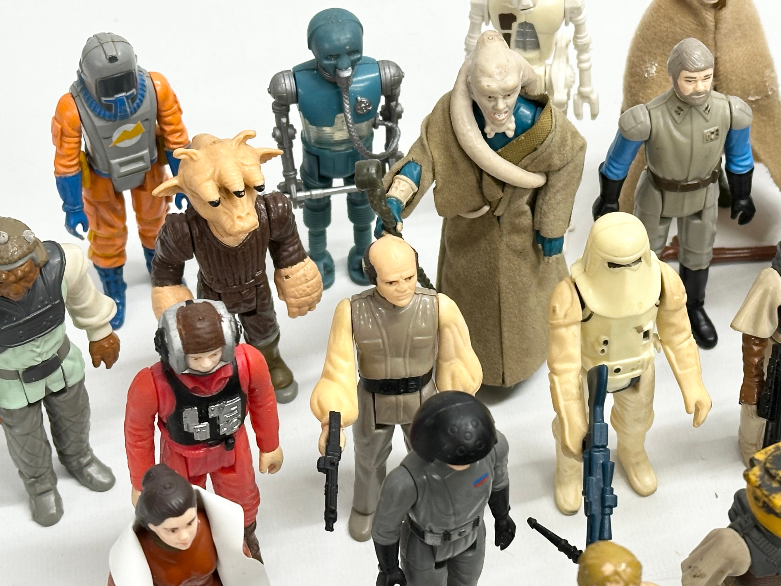 A collection of 1970’s/80’s Star Wars action figures and weapons. - Image 15 of 24