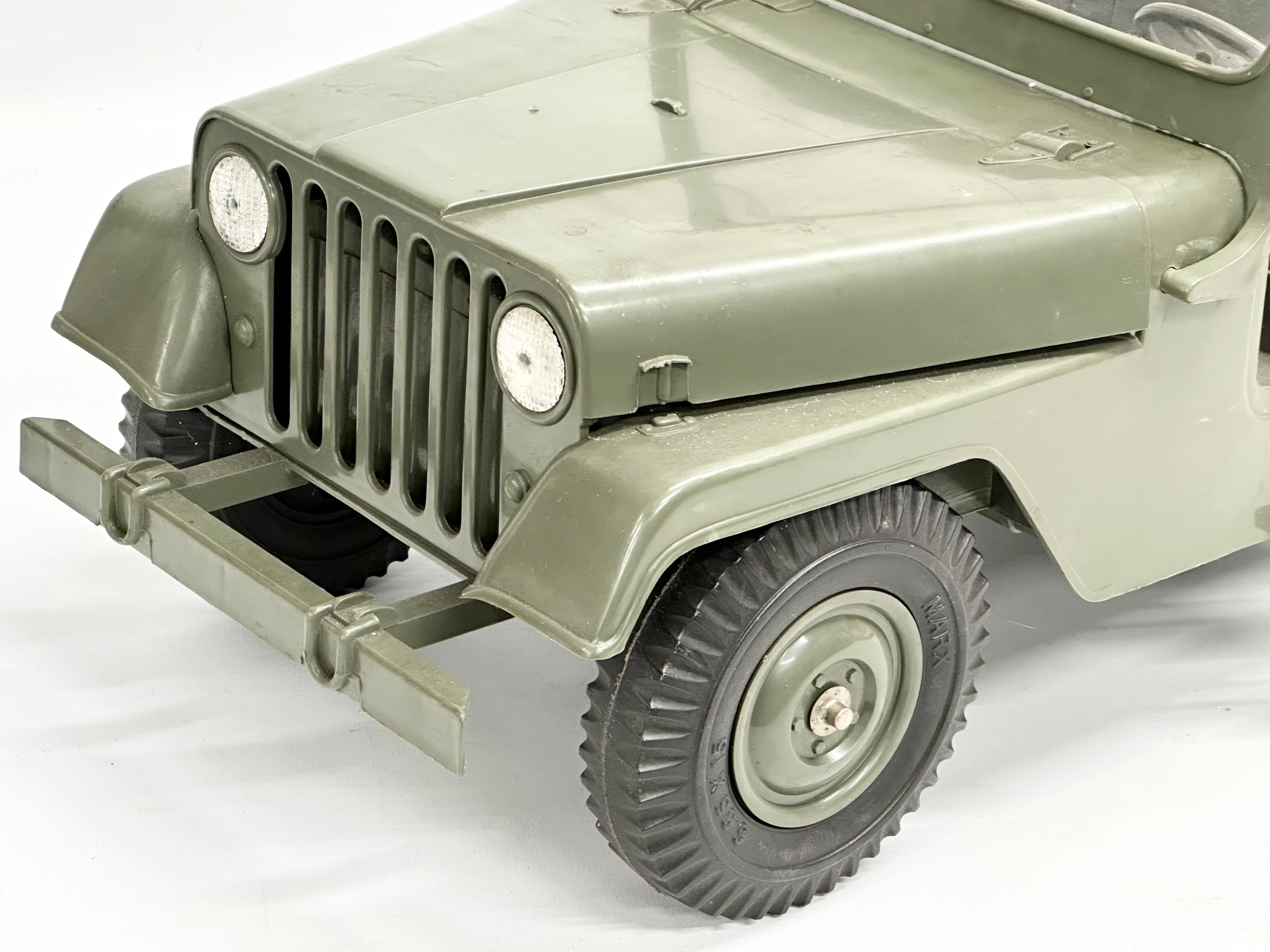 A vintage Marx army jeep and trailer. 88cm - Image 3 of 7