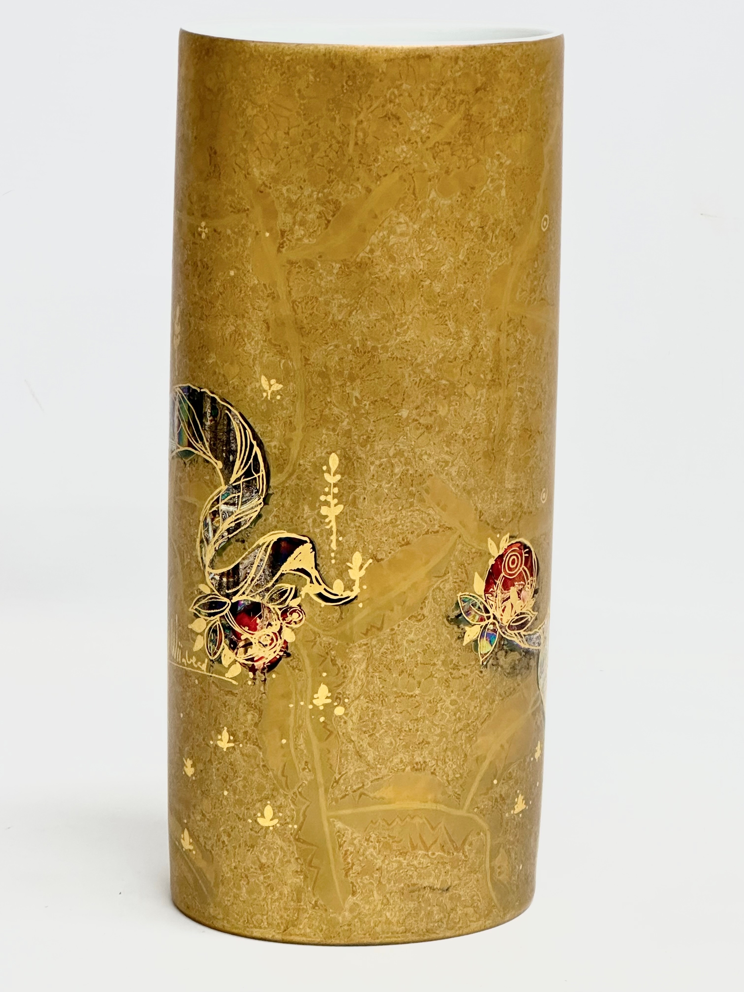 A Rosenthal Studio-Line vase designed by Bjorn Wiinblad. 28.5cm. - Image 3 of 4