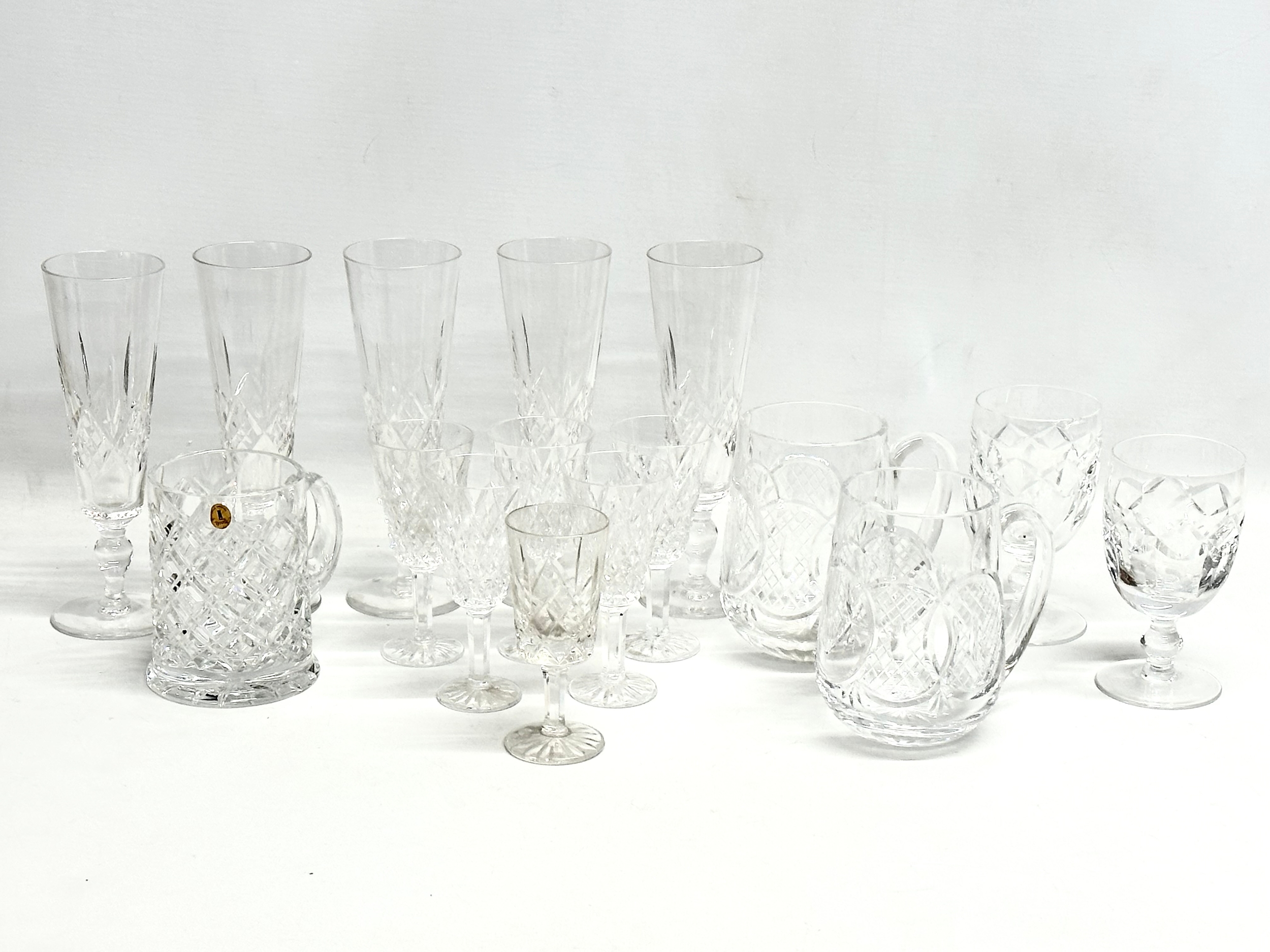 Waterford and Tyrone Crystal. A pair of Waterford Crystal ‘Dunmore’ tankards. A pair of Waterford
