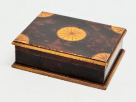 A Mid 19th Century Victorian inlaid mahogany card case/storage box. 17.5x13.5x5.5cm