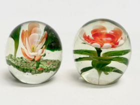 2 large art glass paperweights. 10x11cm