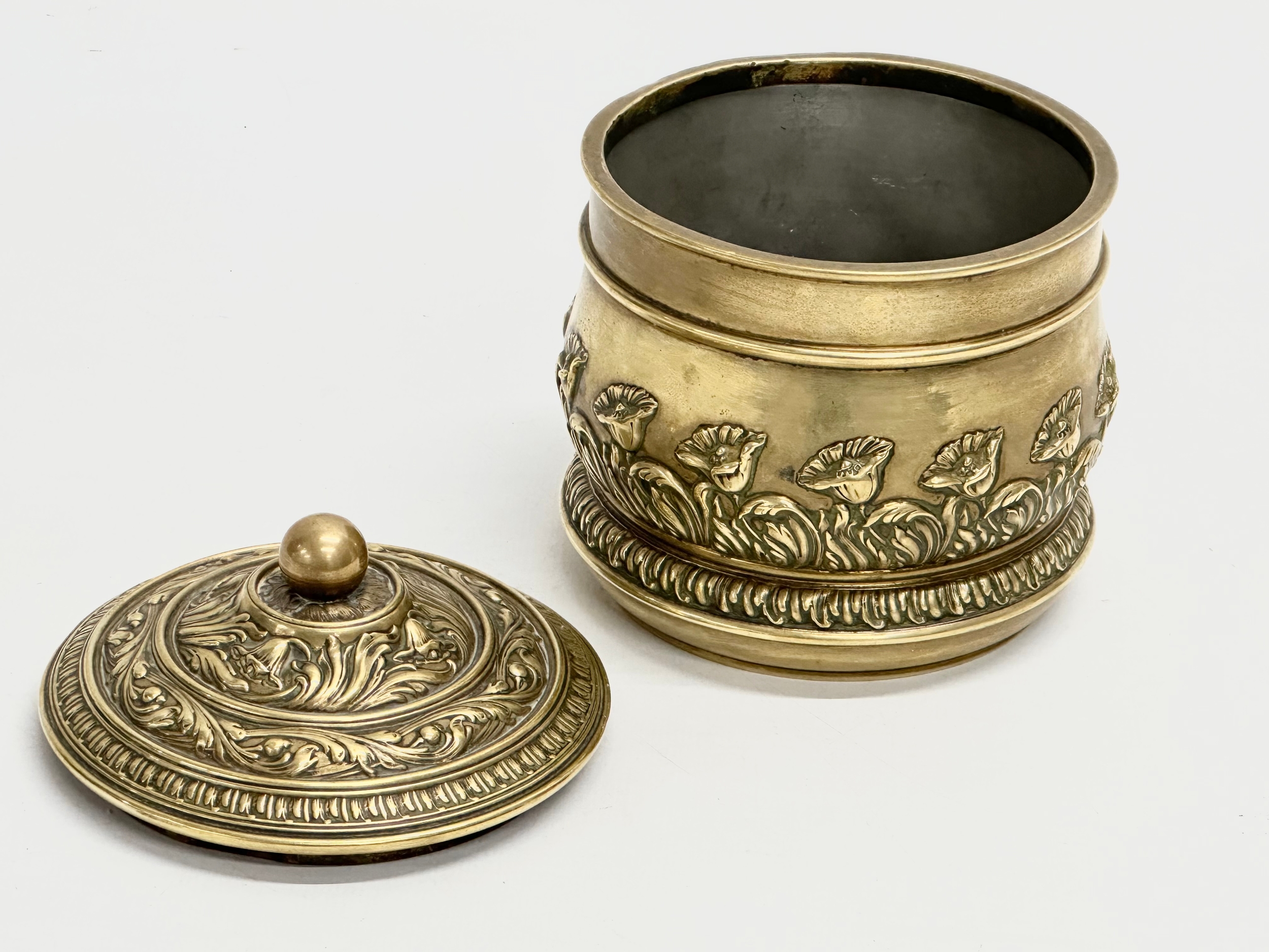 A Late 19th Century brass tobacco jar with lid. 11x13cm - Image 4 of 5