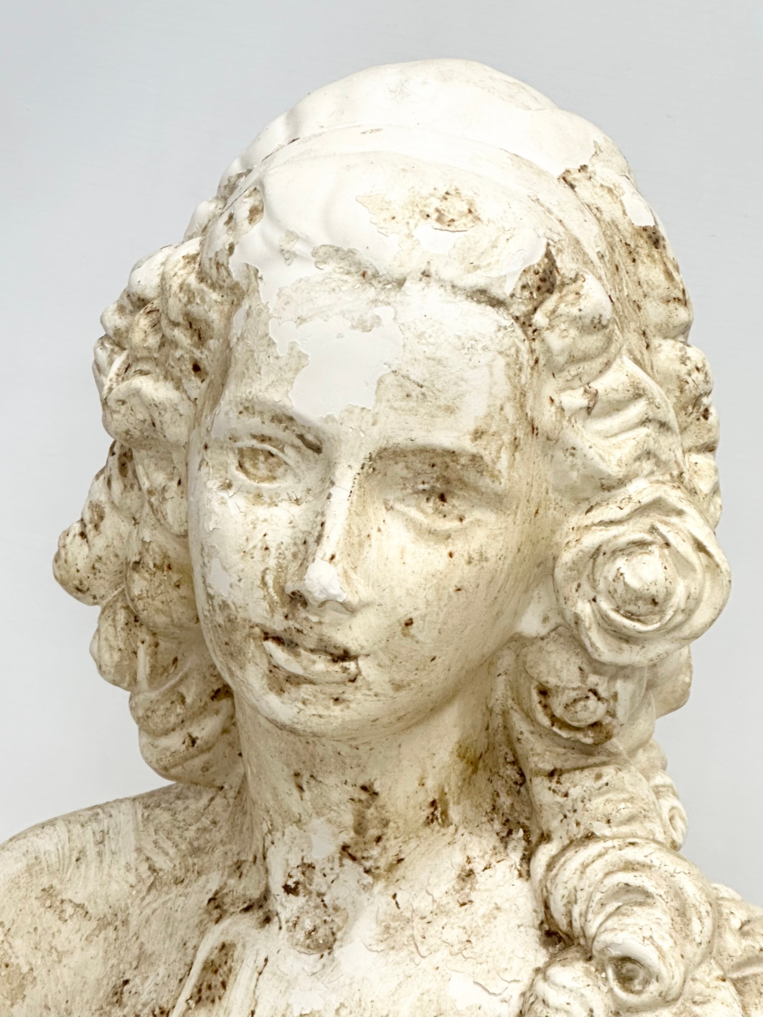 A large 20th Century plaster bust of Grecian lady. 40x54cm - Image 3 of 4
