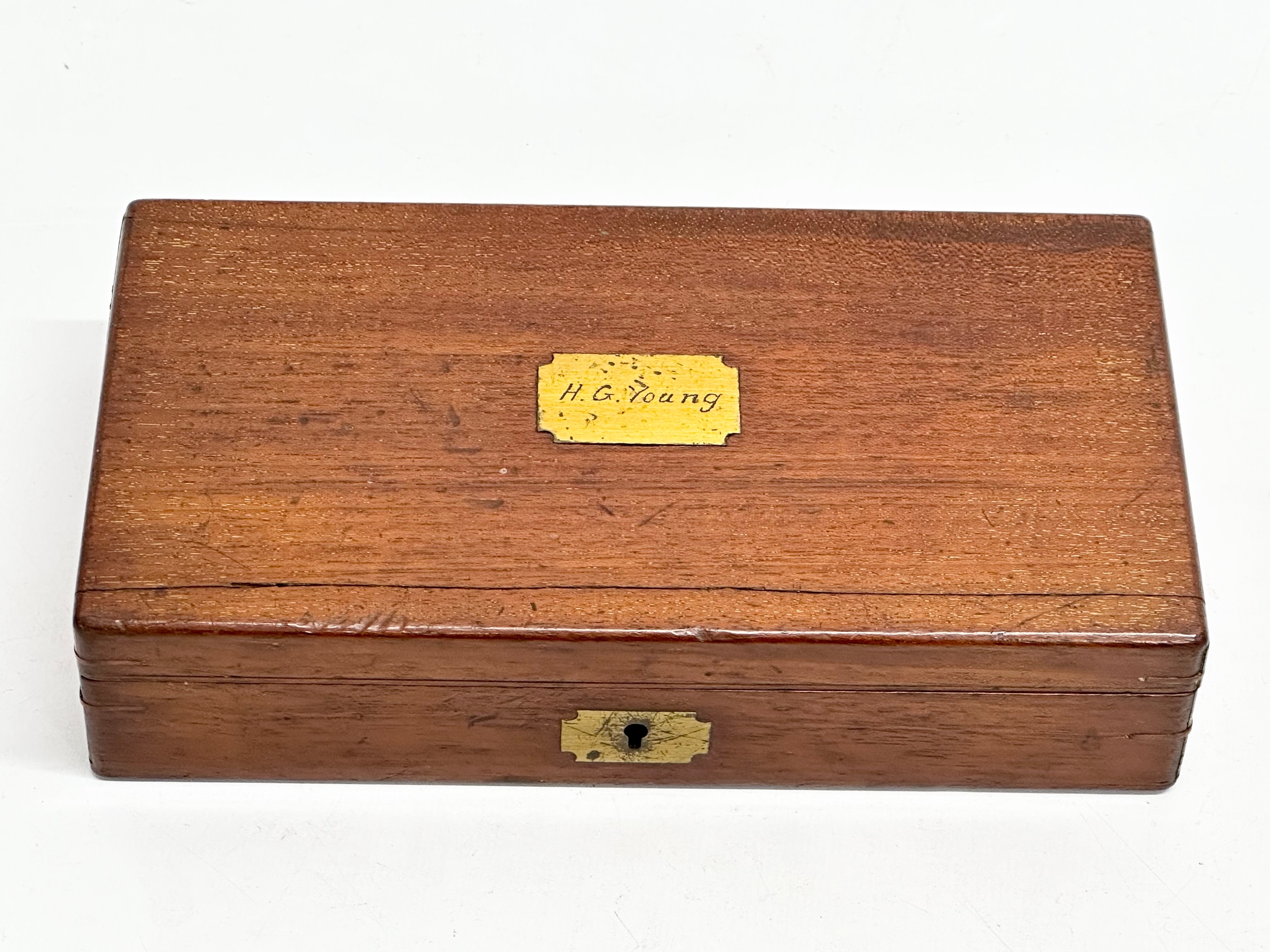 A Late 19th Century Elliot Brothers bone and brass draughtsman’s set in mahogany case. 19.5x11x4.5cm - Image 8 of 8