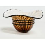 An Italian art glass bowl. 18x18x9.5cm