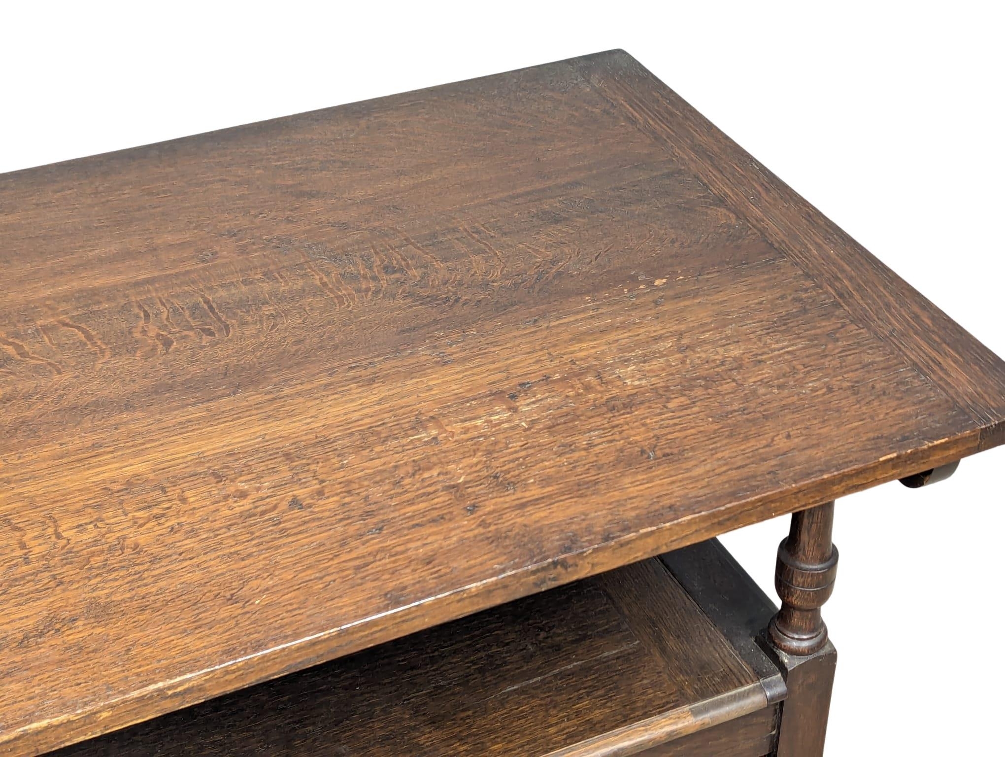 A 19th Century Victorian oak combination hall bench / table. Table measures 99x61x74cm - Bild 2 aus 7