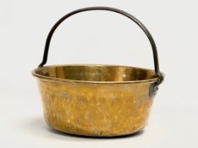 A Victorian brass jam pan. 33x32x29cm