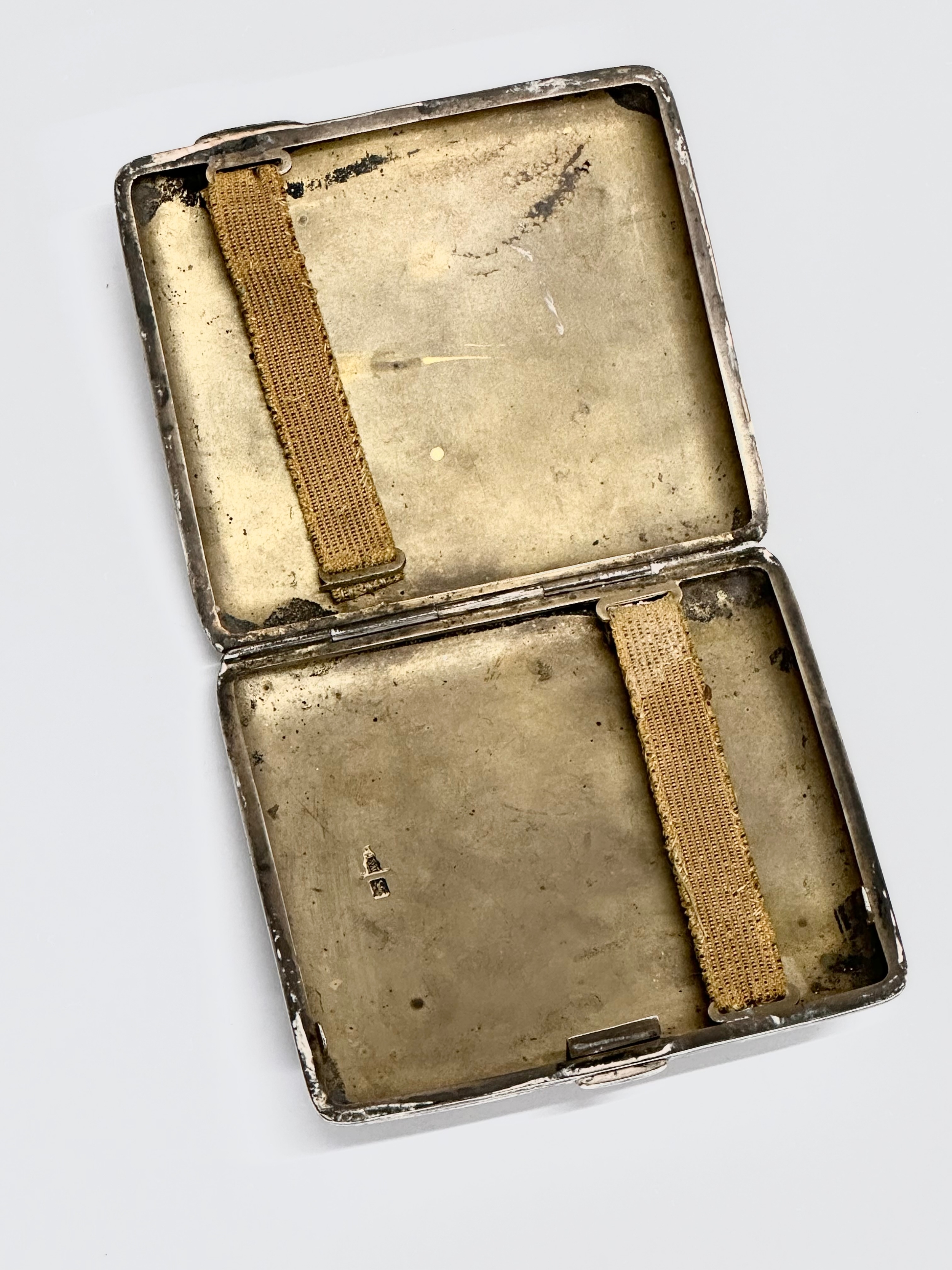 A Late 19th Century Walker & Hall silver cigarette case. 114.26 grams. - Image 3 of 3