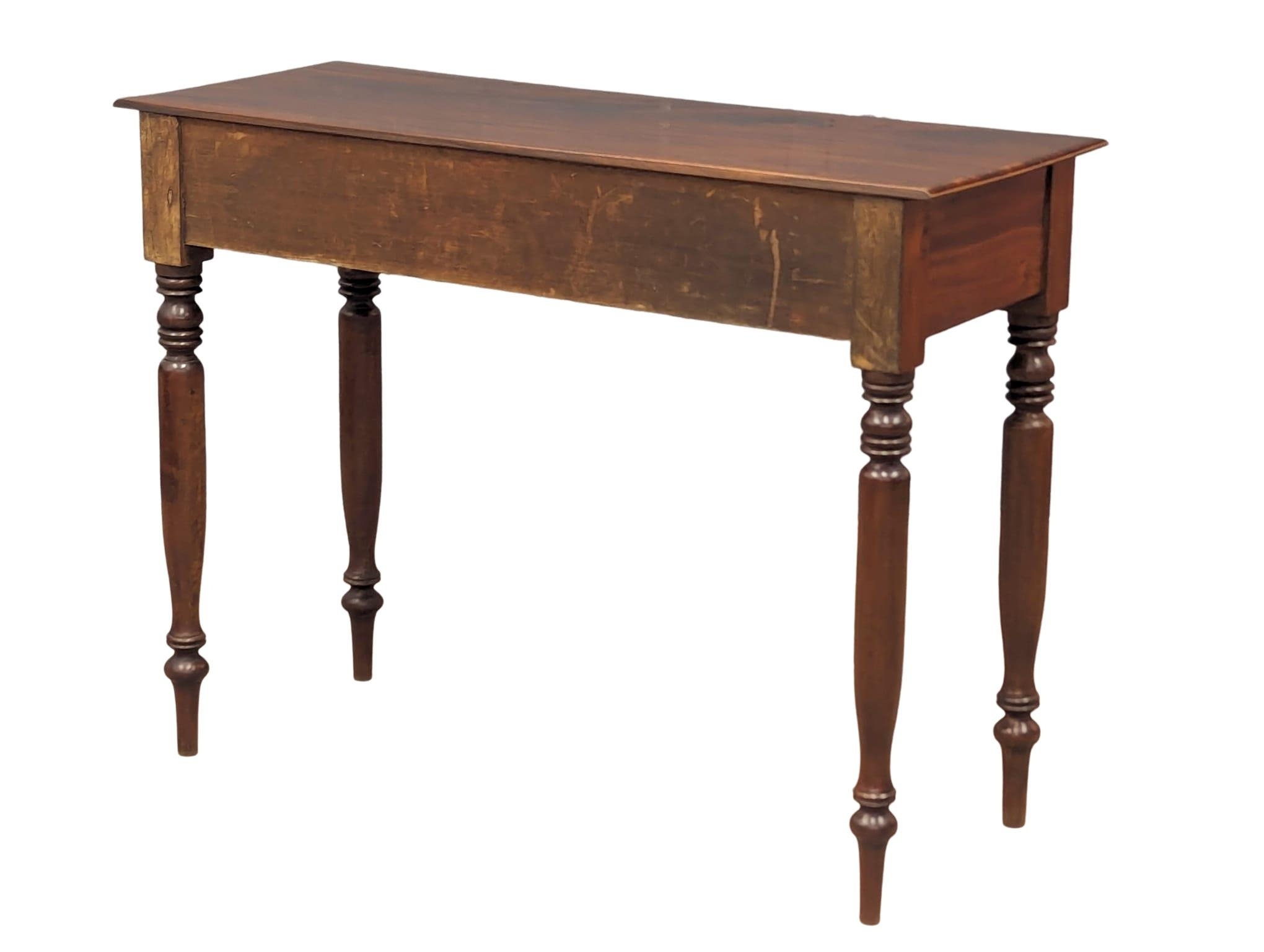 A Victorian mahogany 2 drawer hall table, circa 1860-70. 103cm x 41cm x 78cm - Bild 2 aus 6