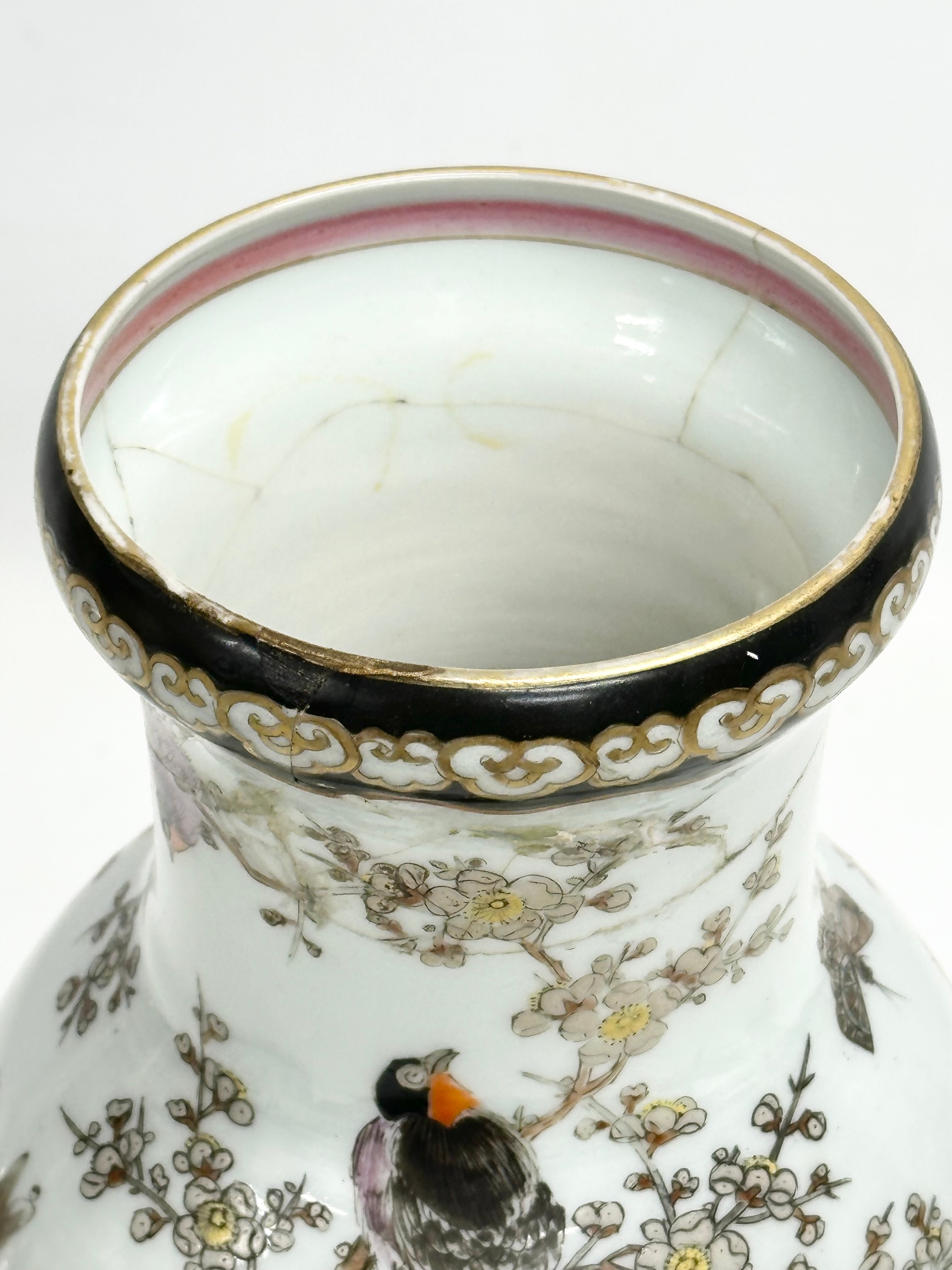 A collection of 18th and 19th Century Chinese pottery. A large 18th Century bowl 28x12cm. - Image 6 of 14
