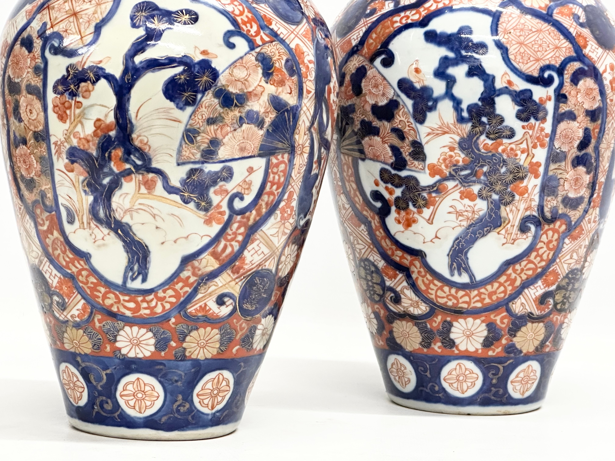 A pair of large Late 19th Century Japanese Meiji period Imari baluster vases. Circa 1880. 15x31cm - Image 4 of 6