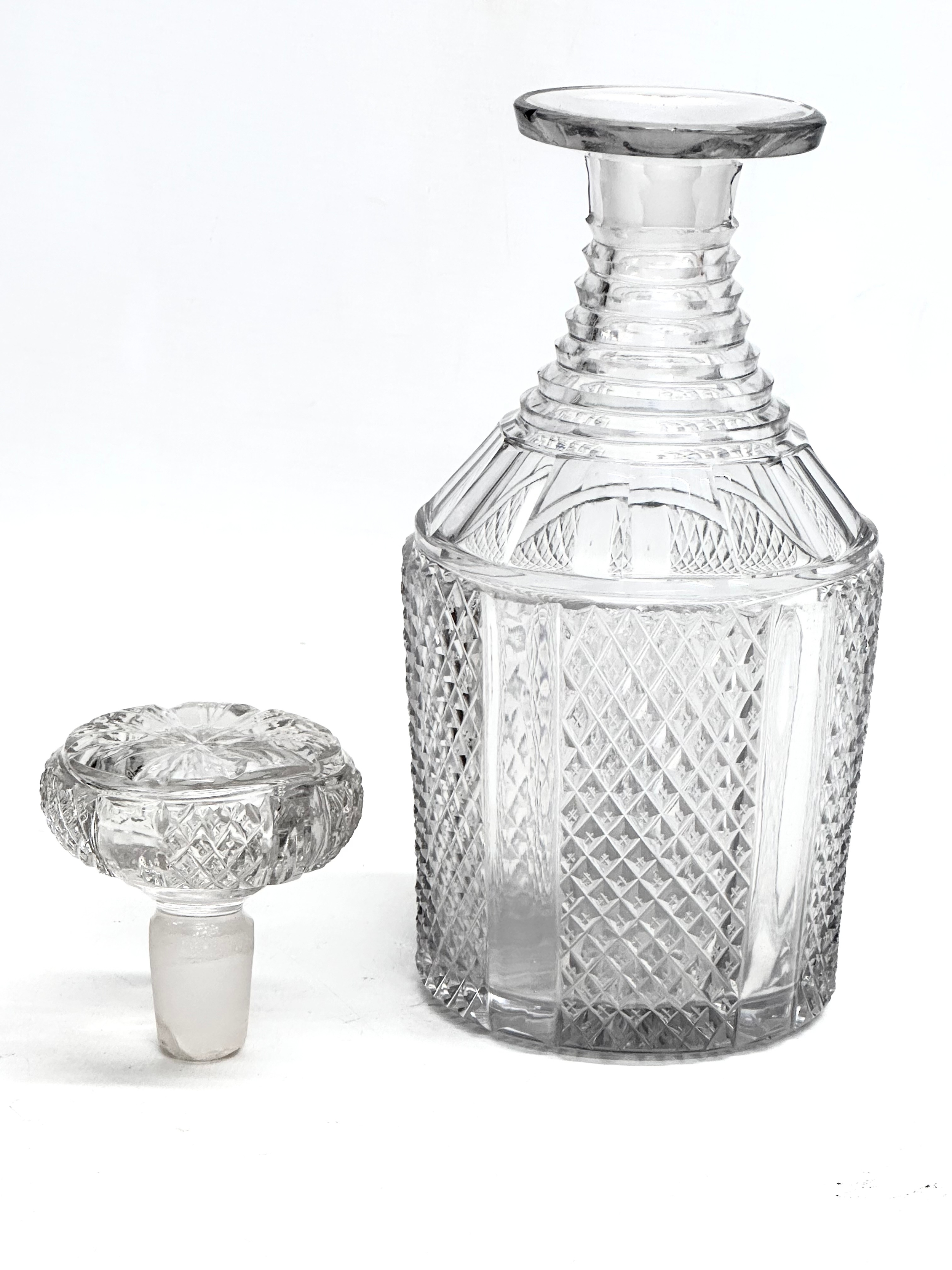 An Early 19th Century Regency period decanter. Circa 1810. 24cm - Image 5 of 7