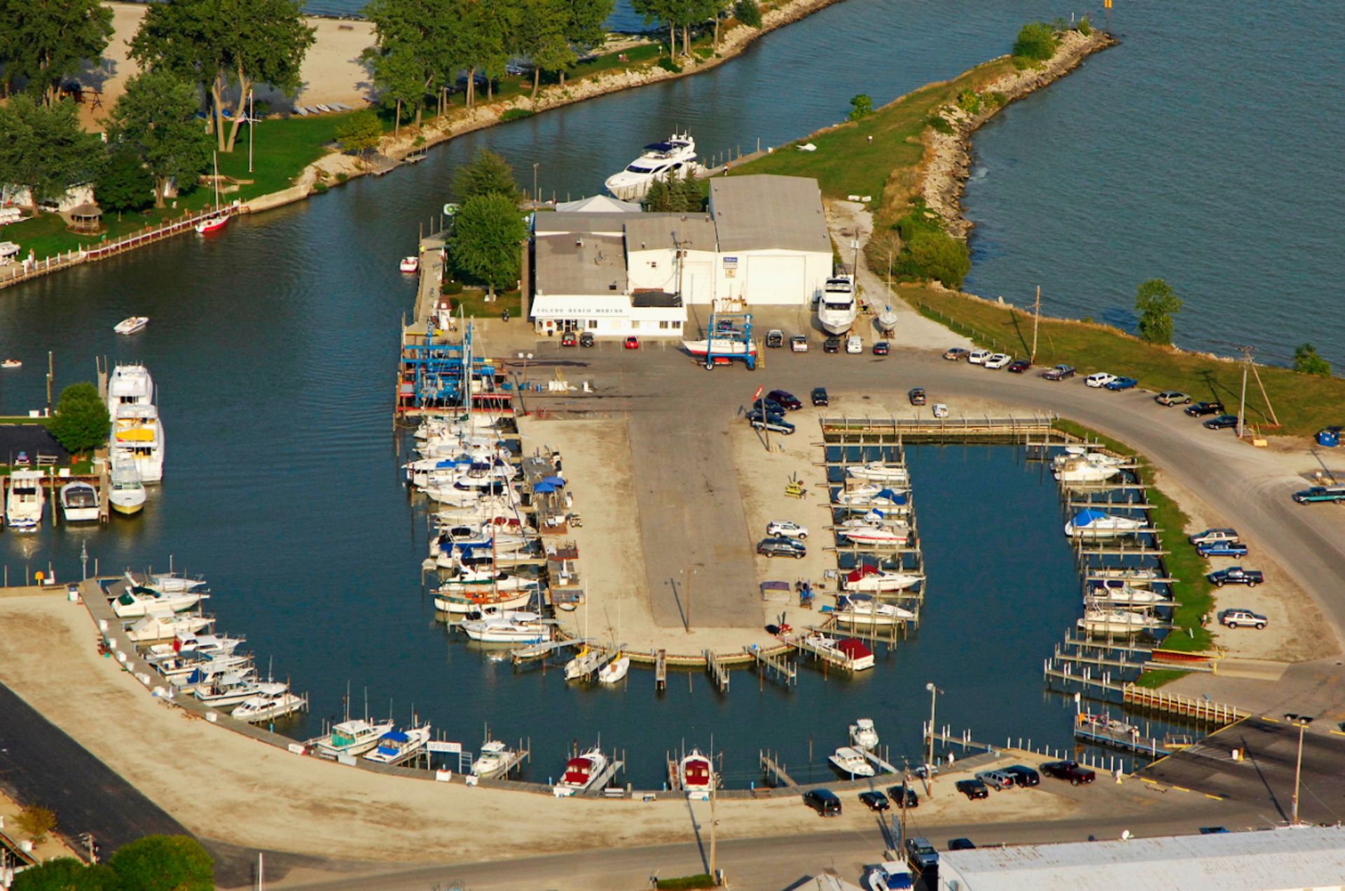 A Stone's Throw from Lake Erie in Monroe County, Michigan! - Image 2 of 14