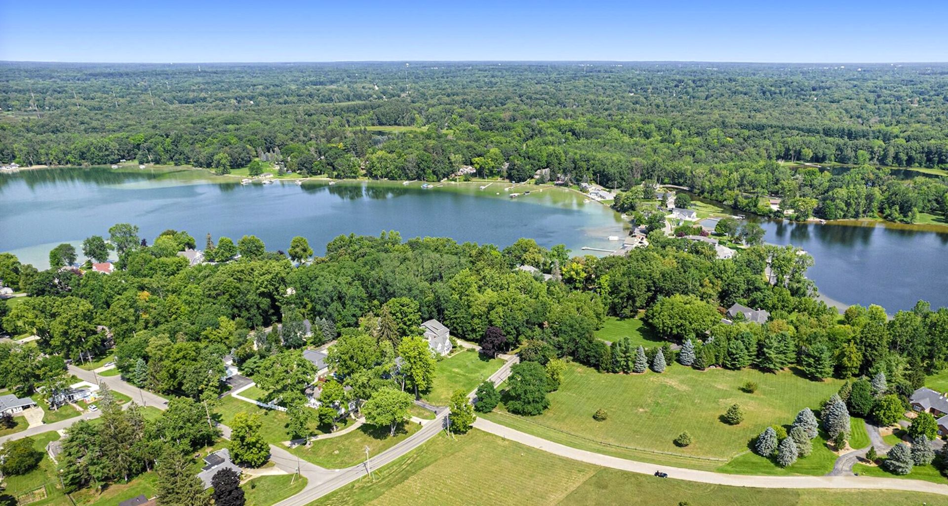 Exploring Jackson County, Michigan: Where Urban Vibrance Meets Suburban Tranquility!