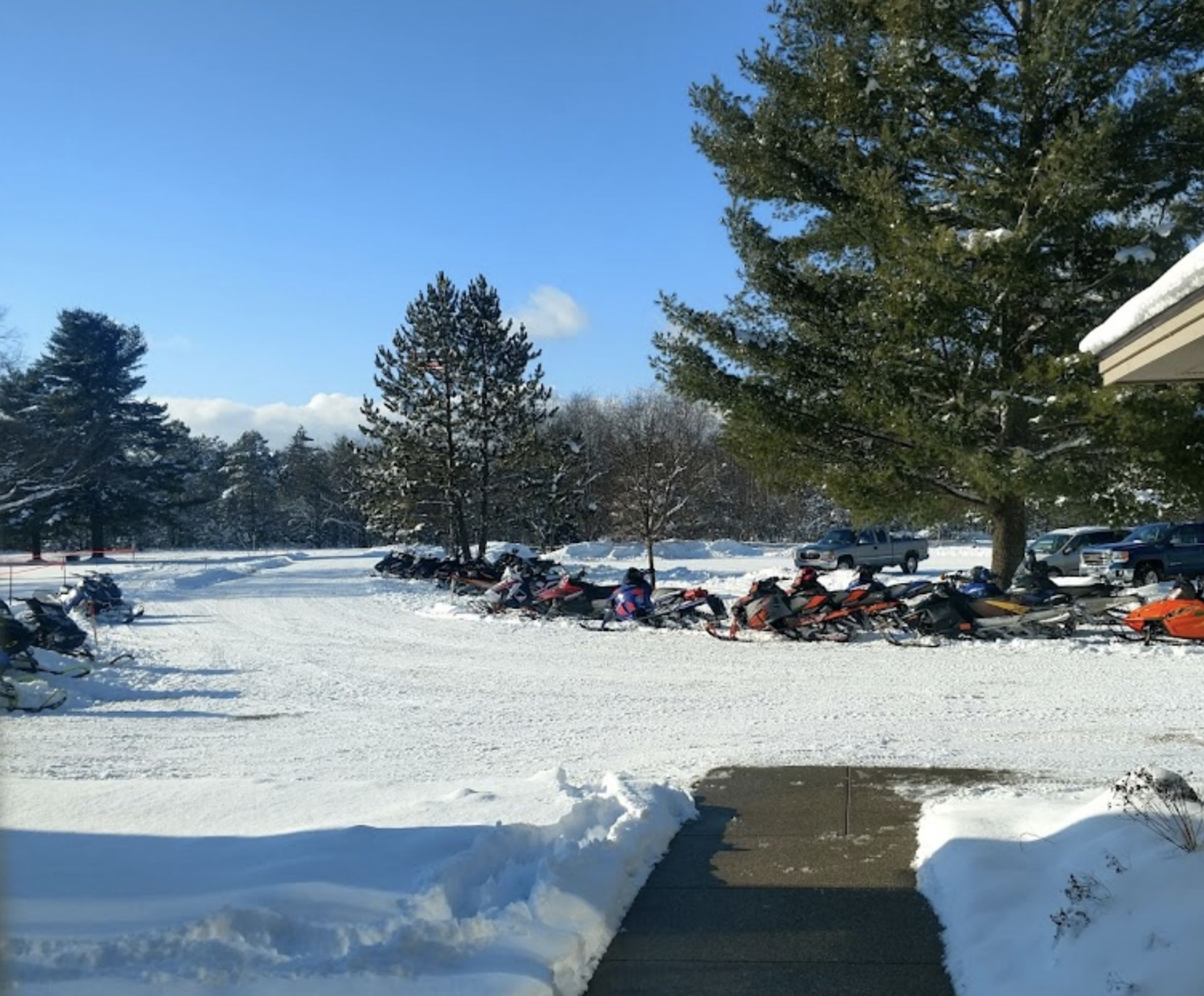 Just One Mile to this Michigan Golf Course! - Image 15 of 15