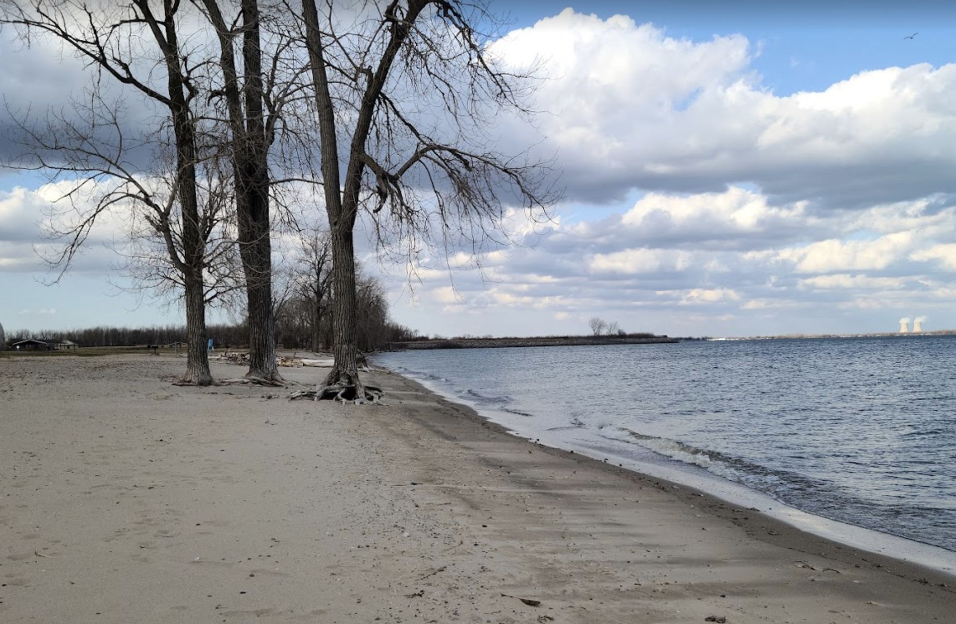 A Skip and a Jump Away from Lake Erie in Monroe County, Michigan! - Image 2 of 14