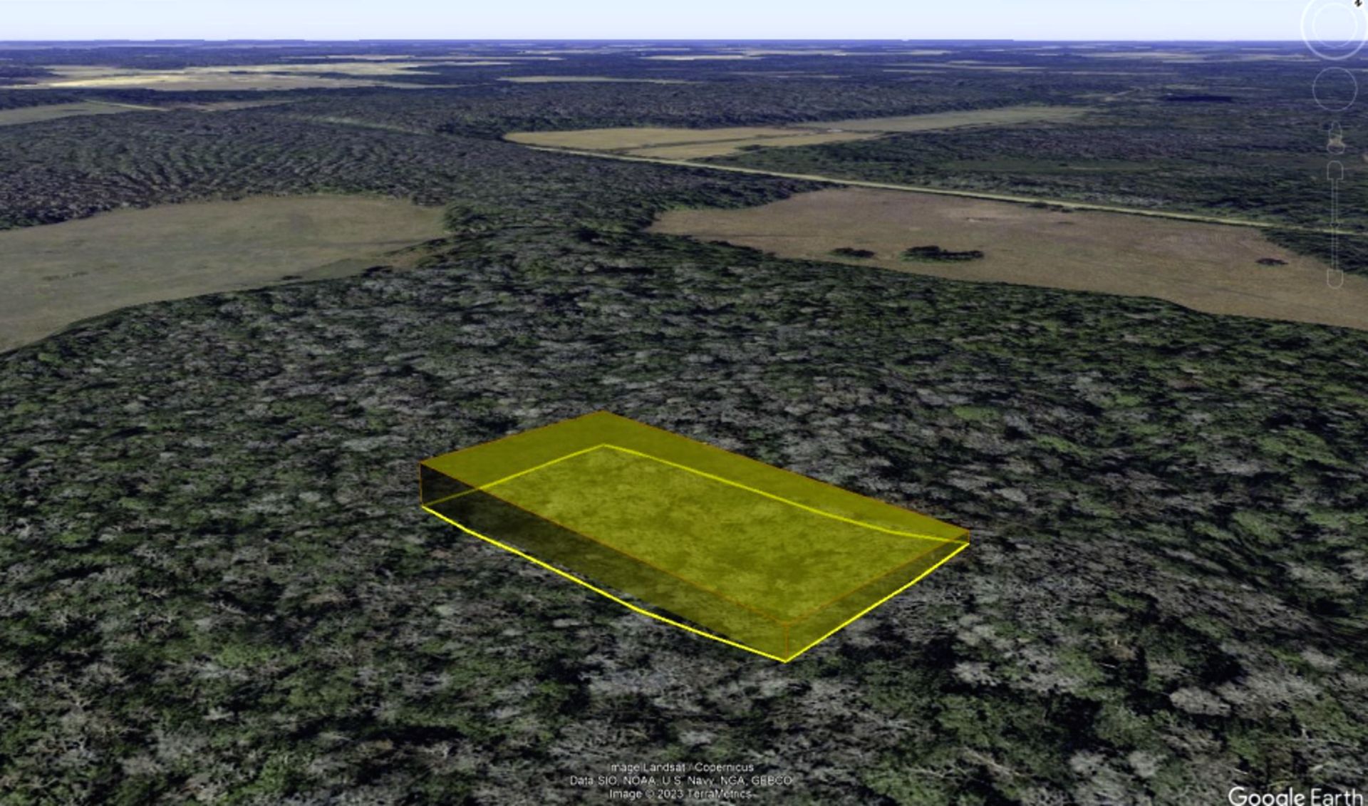 Capture This Investment Opportunity: 1.25 Acres in Polk County, Florida! - Image 3 of 10