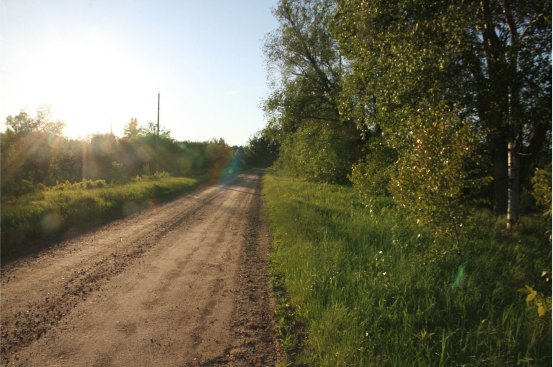 Lakefront Property Nestled Under the Border of Canada! - Image 6 of 15