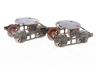 2 Märklin Gussdrehgestelle, Spur 1, uralt, mit Eisengussspeichenrädern, L 9,5, als Ersatzteile