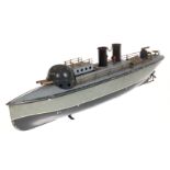 Bing Kanonenboot ”Fuji”, uralt, HL, mit Schussmechanik, Uhrwerk intakt, leicht verdellt, Fahnen