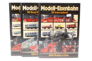 3 Bücher ”Modell-Eisenbahn”, ”H0 - International”, ”Alle Baugrößen - International” und ”TT + N +
