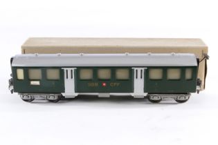 Hag Personenwagen 811, Spur 0, grün, 3. Klasse, mit Innenbeleuchtung, LS und Alterungsspuren, L 32,